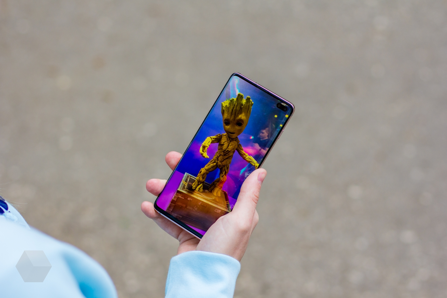 Почему Samsung Galaxy S10+ ещё топ в 2020 году. Опыт использования -  Rozetked.me