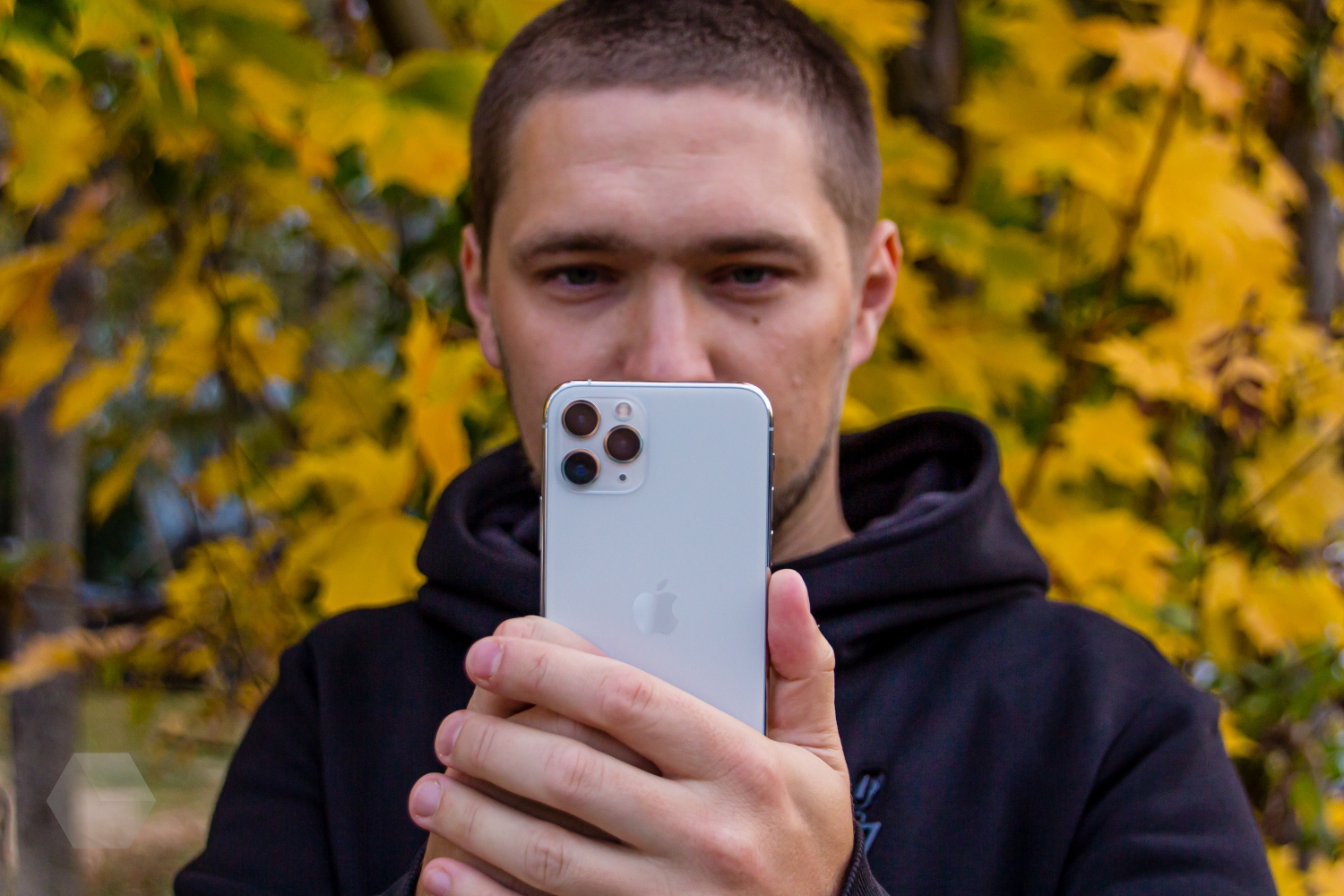 11 месяцев с iPhone 11 Pro. Идеален на 94% - Rozetked.me