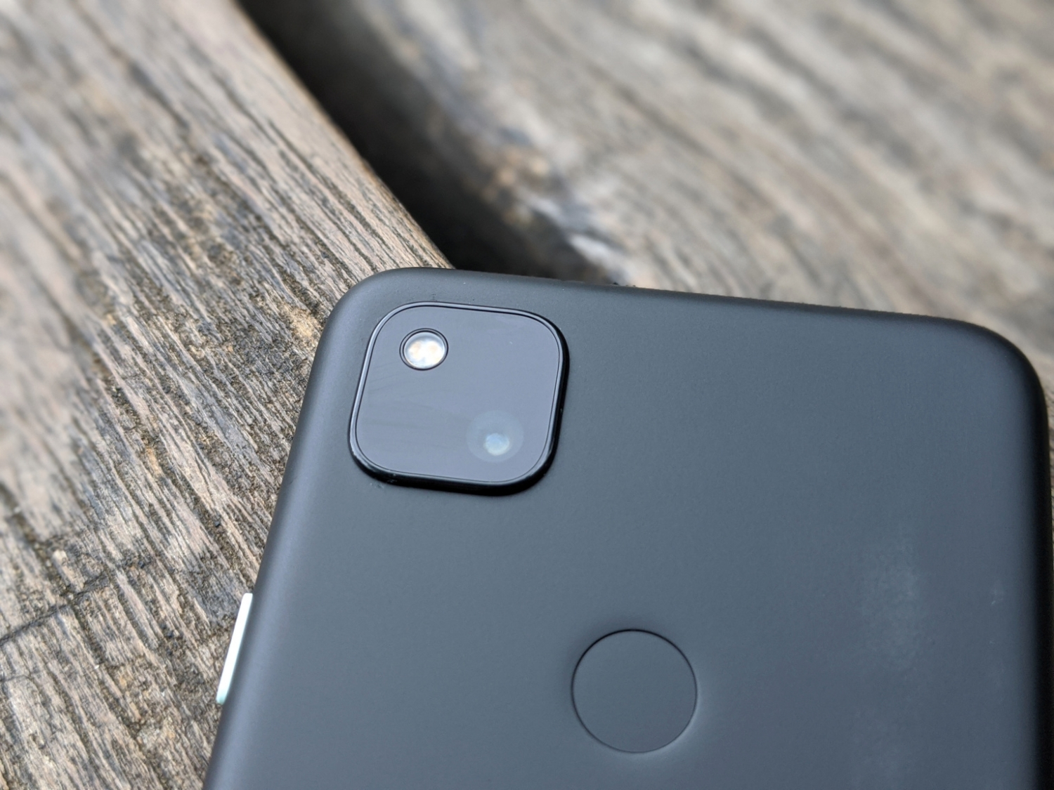 Что говорят журналисты о Google Pixel 4a - Rozetked.me