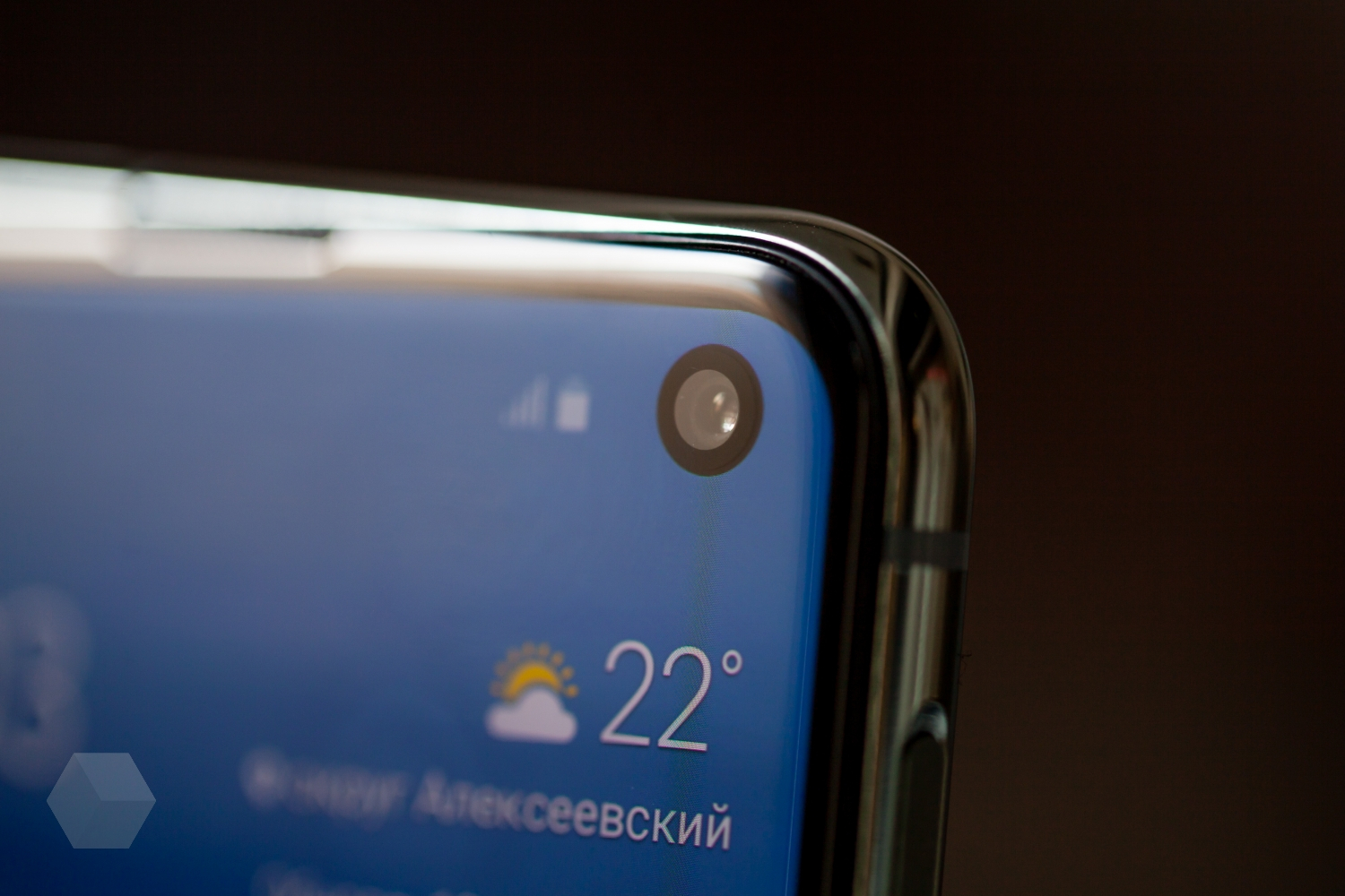 Месяц с Galaxy S10e и сравнение с iPhone XR - Rozetked.me