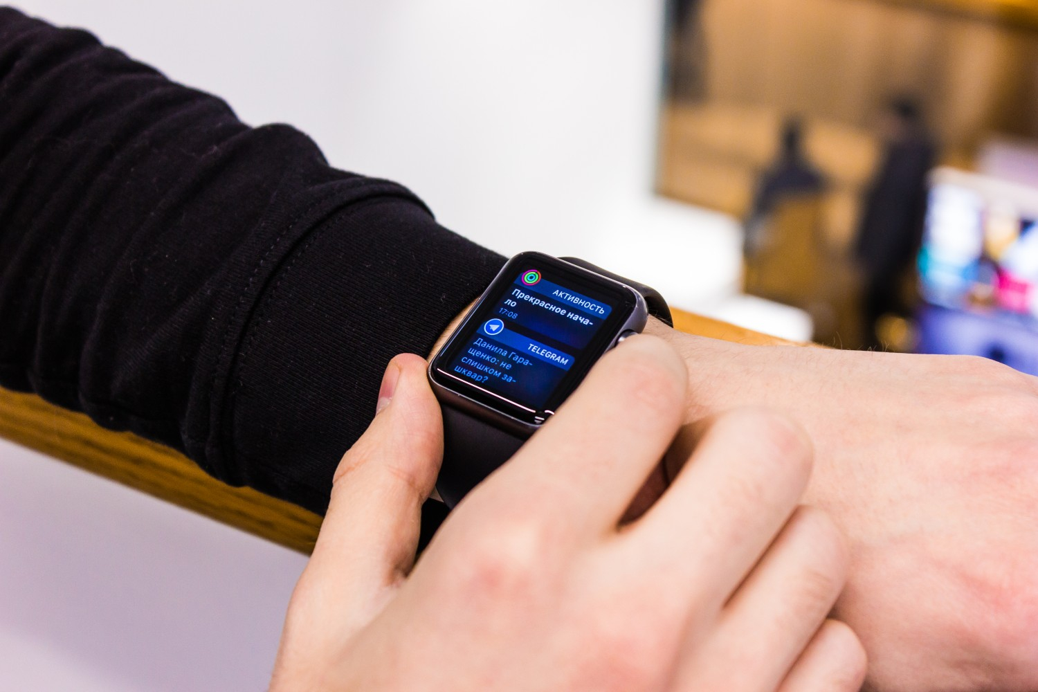 Apple Watch спустя 2 года: бесполезный аксессуар или крутое устройство? -  Rozetked.me