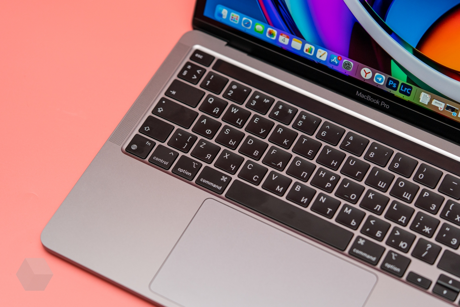 Здравствуй, Apple M1! Неделя с 13-дюймовым MacBook Pro - Rozetked.me