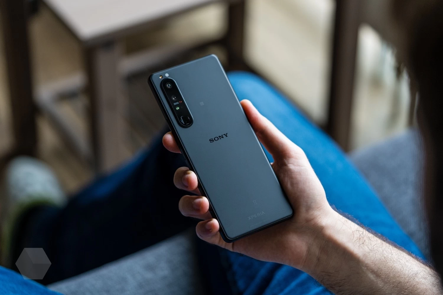 Обзор Sony Xperia 1 III. Снимай кино, слушай музыку, играй - Rozetked.me