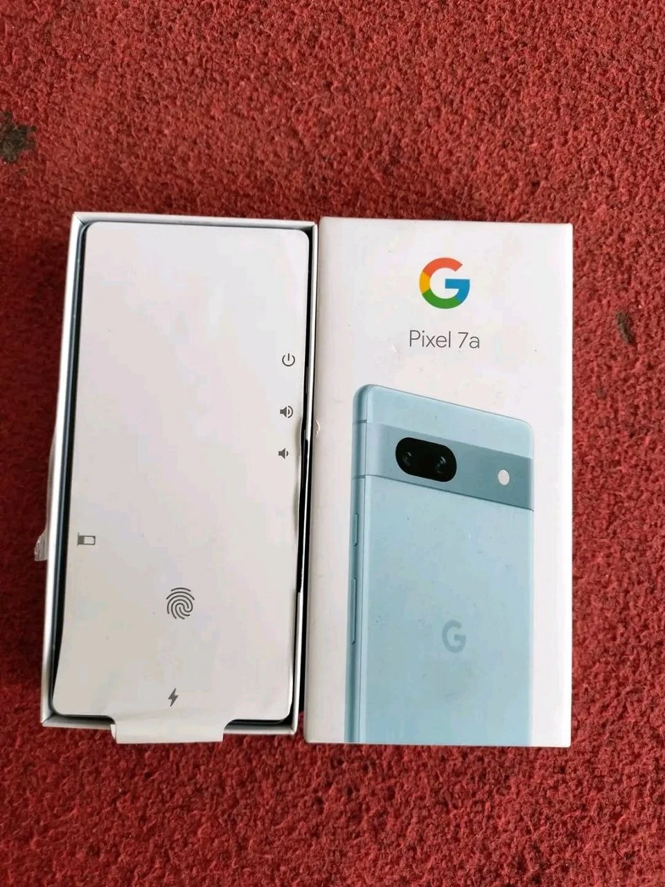 Google Pixel 7a в новой голубой расцветке показали на «живых» фотографиях -  Rozetked.me