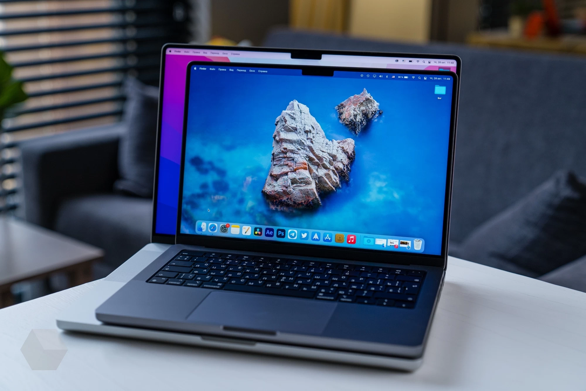 Первый взгляд на MacBook Pro 14