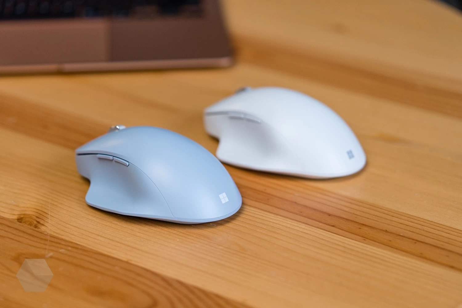 Обзор Microsoft Bluetooth Ergonomic Mouse. Действительно удобная мышь? -  Rozetked.me