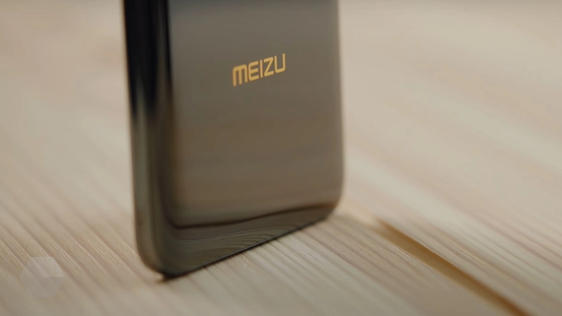 Официальный постер Meizu 20 Pro раскрыл дизайн грядущего флагмана