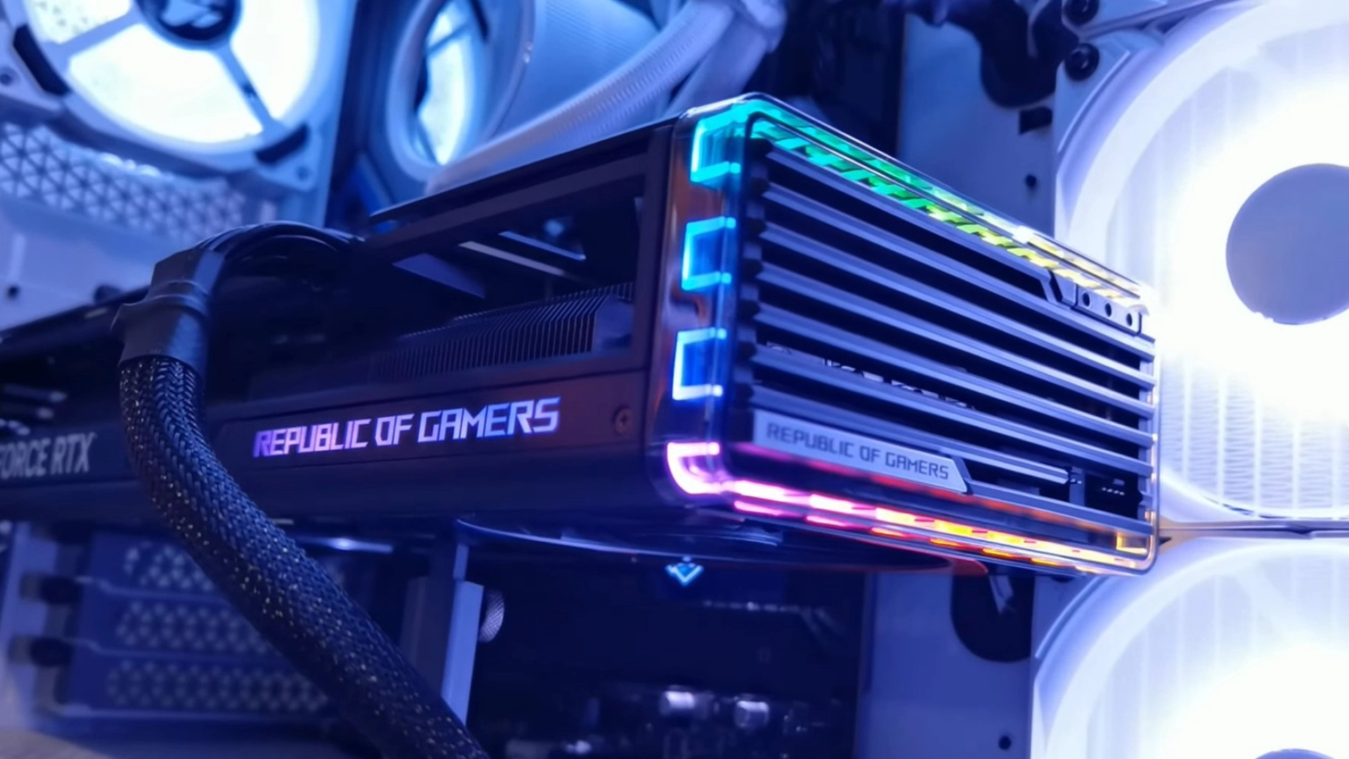 В сеть попал слайд со всеми характеристиками и ценой GeForce RTX 4070