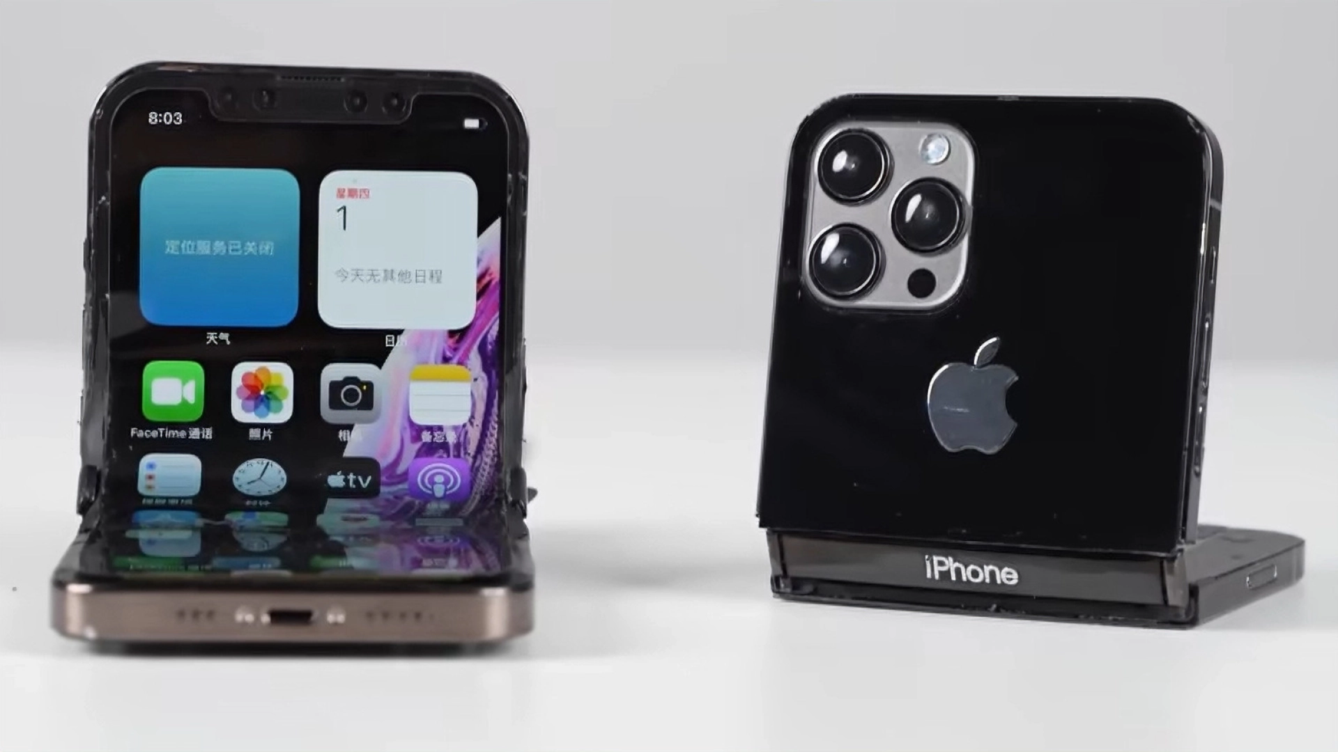 Фанат Apple из Китая собрал первый в мире складной iPhone