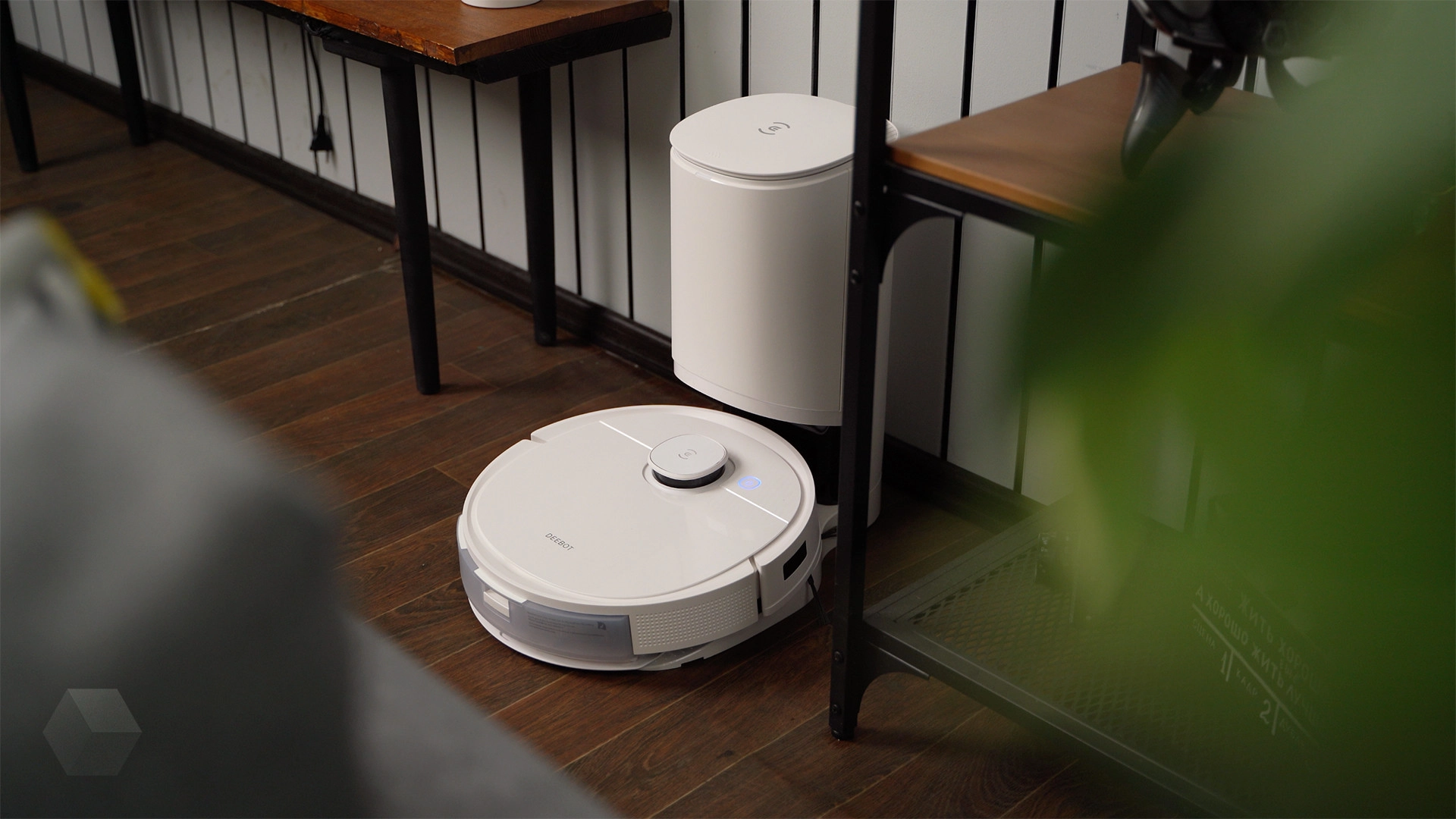 Обзор робота-пылесоса DEEBOT T9+: почти полностью самостоятельный