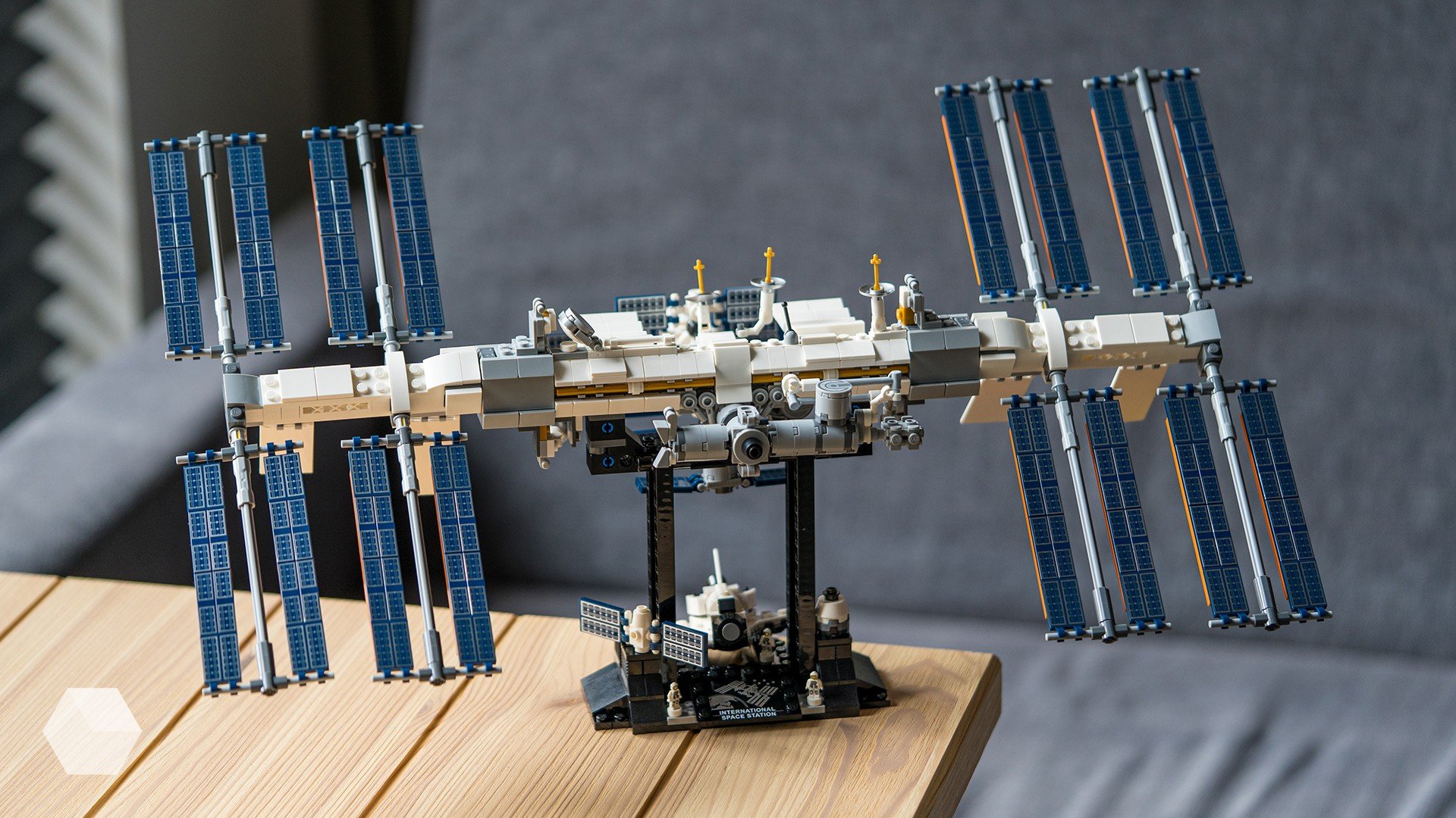 Интервью с дизайнером набора LEGO Ideas МКС