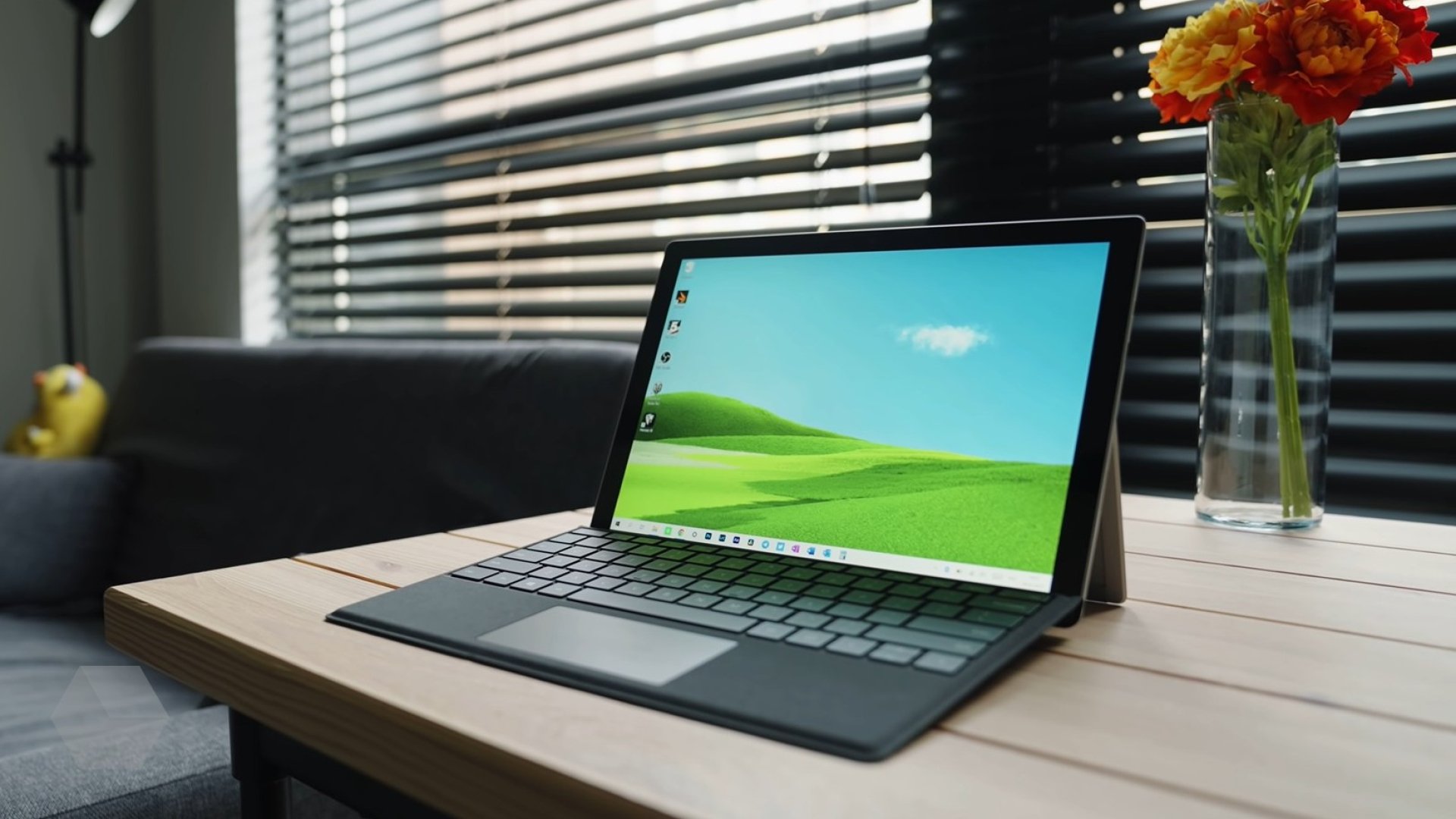 Утечка по Surface Pro 8: дисплей 120 Гц, поддержка Thunderbolt, сменный SSD и Windows 11