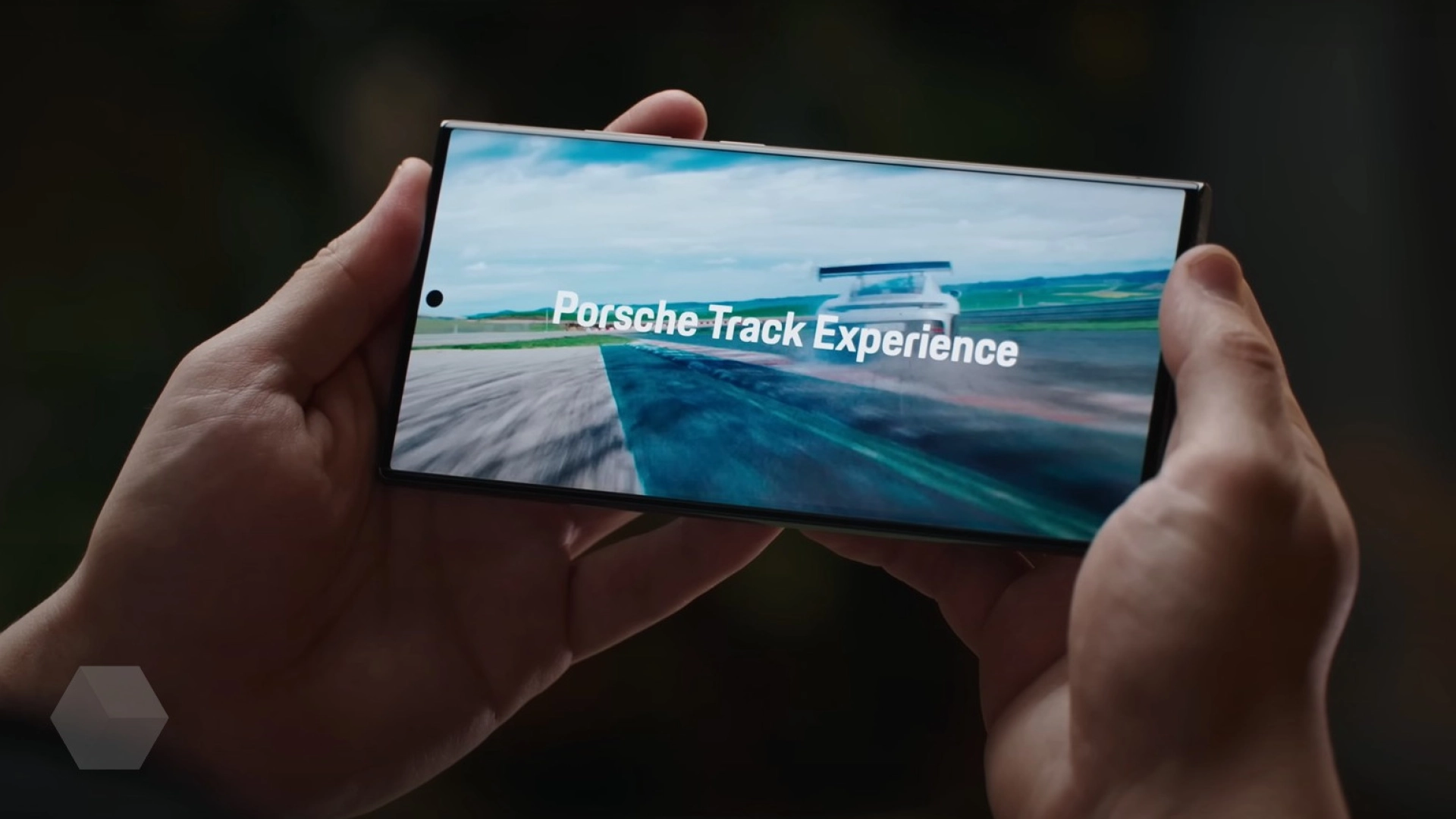 Ice Universe: все смартфоны серии Samsung Galaxy S24 получат экран с яркостью 2500 нит