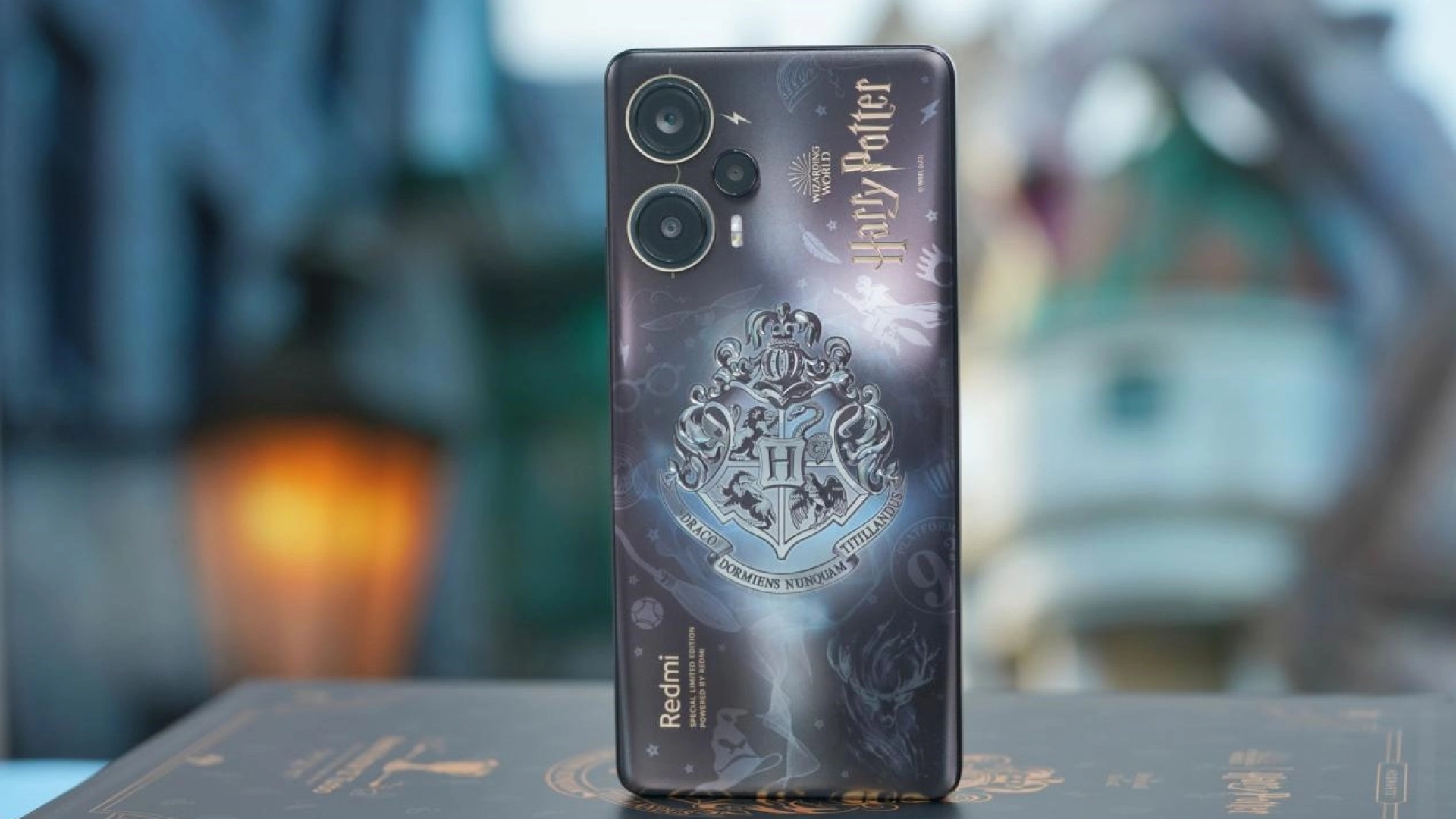 В сети появились фото и видео Redmi Note 12 Turbo и Buds 4 Harry Potter Edition