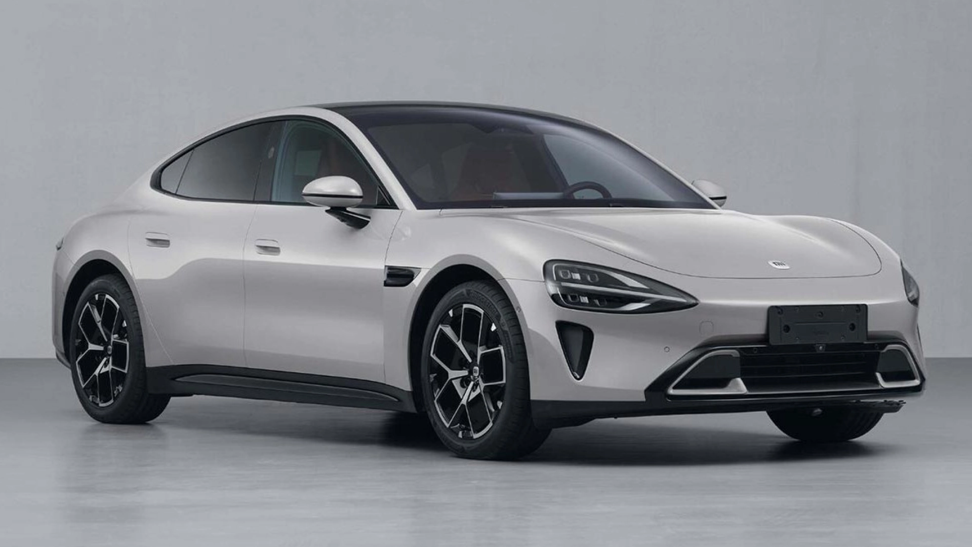 Xiaomi показала дизайн SU7 — своего первого электрокара