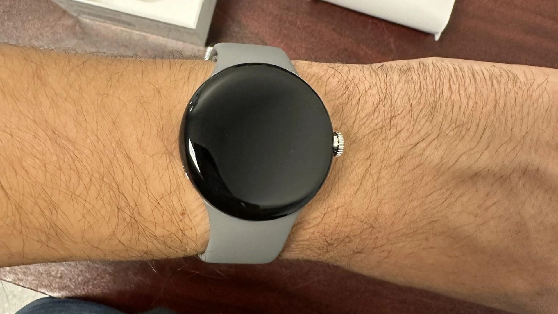 В сети появилась первая распаковка Google Pixel Watch
