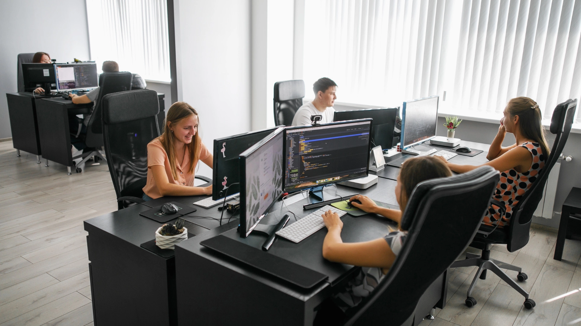 Минобороны уточнило, что под мобилизацию не подпадают некоторые сотрудники банковской и IT-сфер