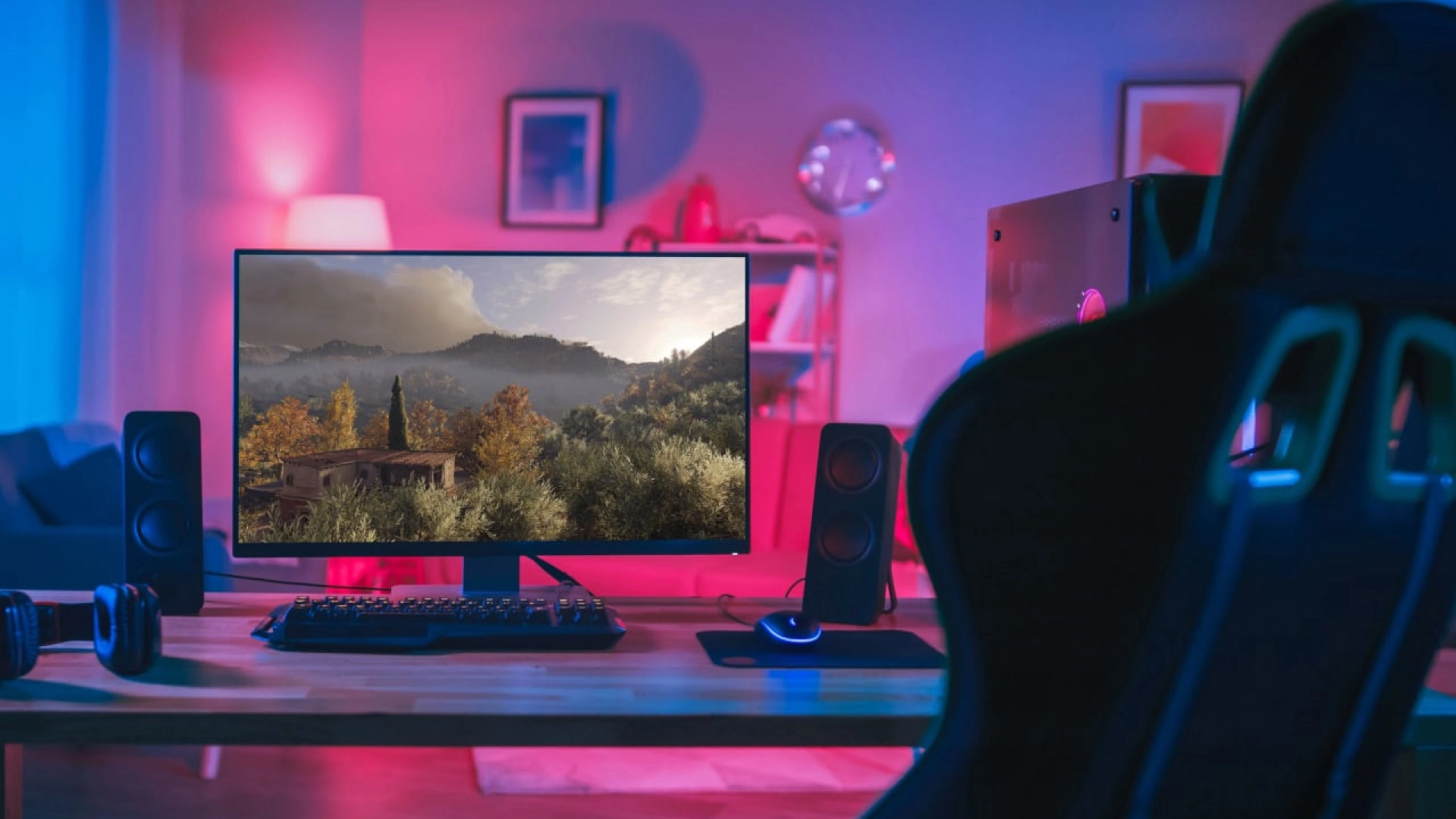 OnePlus анонсировала сразу два монитора для игр и работы