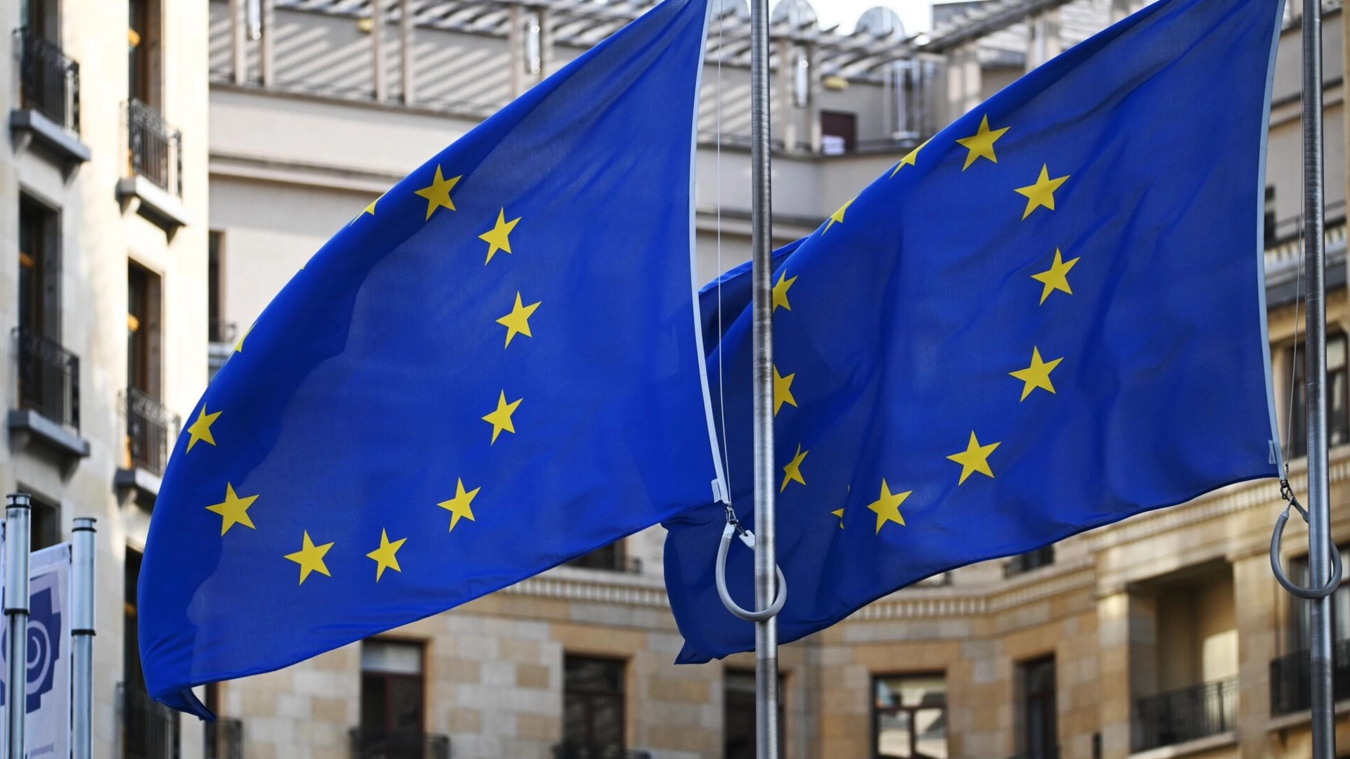 Евросоюз утвердил восьмой пакет санкций в отношении России