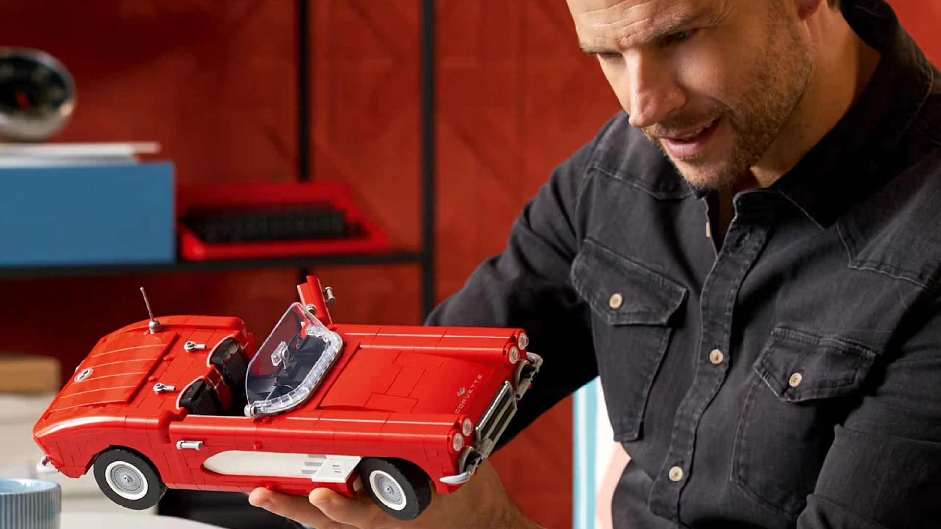 Новый набор от LEGO: в честь 70-летия Corvette