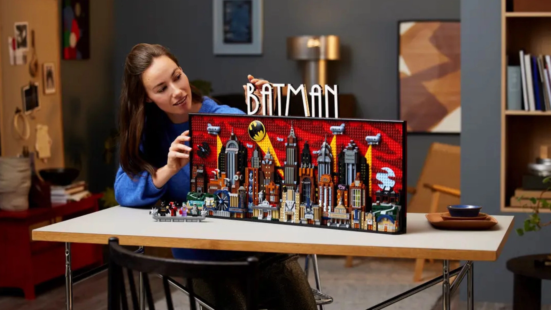 Lego представила набор из 4210 деталей, который воссоздаёт Готэм-сити