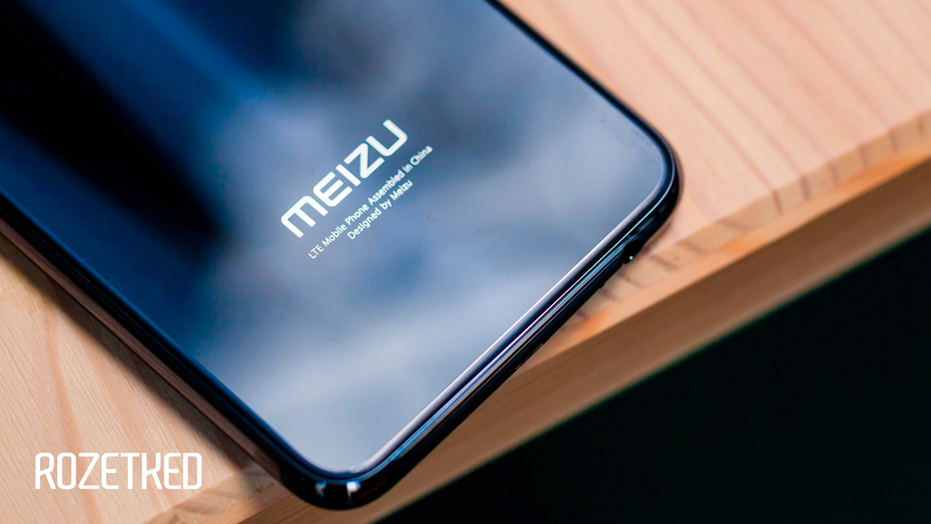 Новый смартфон Meizu показался на фото