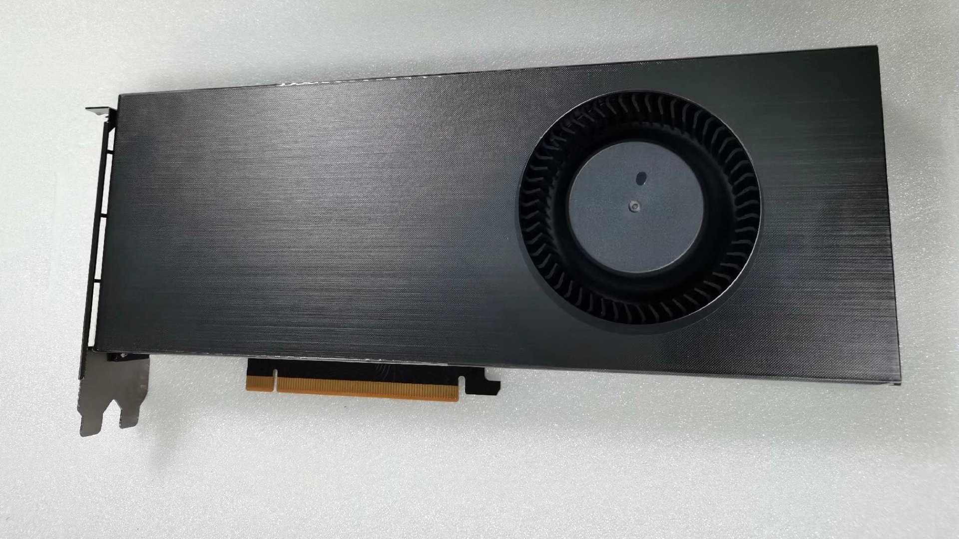 В Китае начали делать неофициальные видеокарты RTX 3080 20 ГБ и Radeon RX 580 16 ГБ