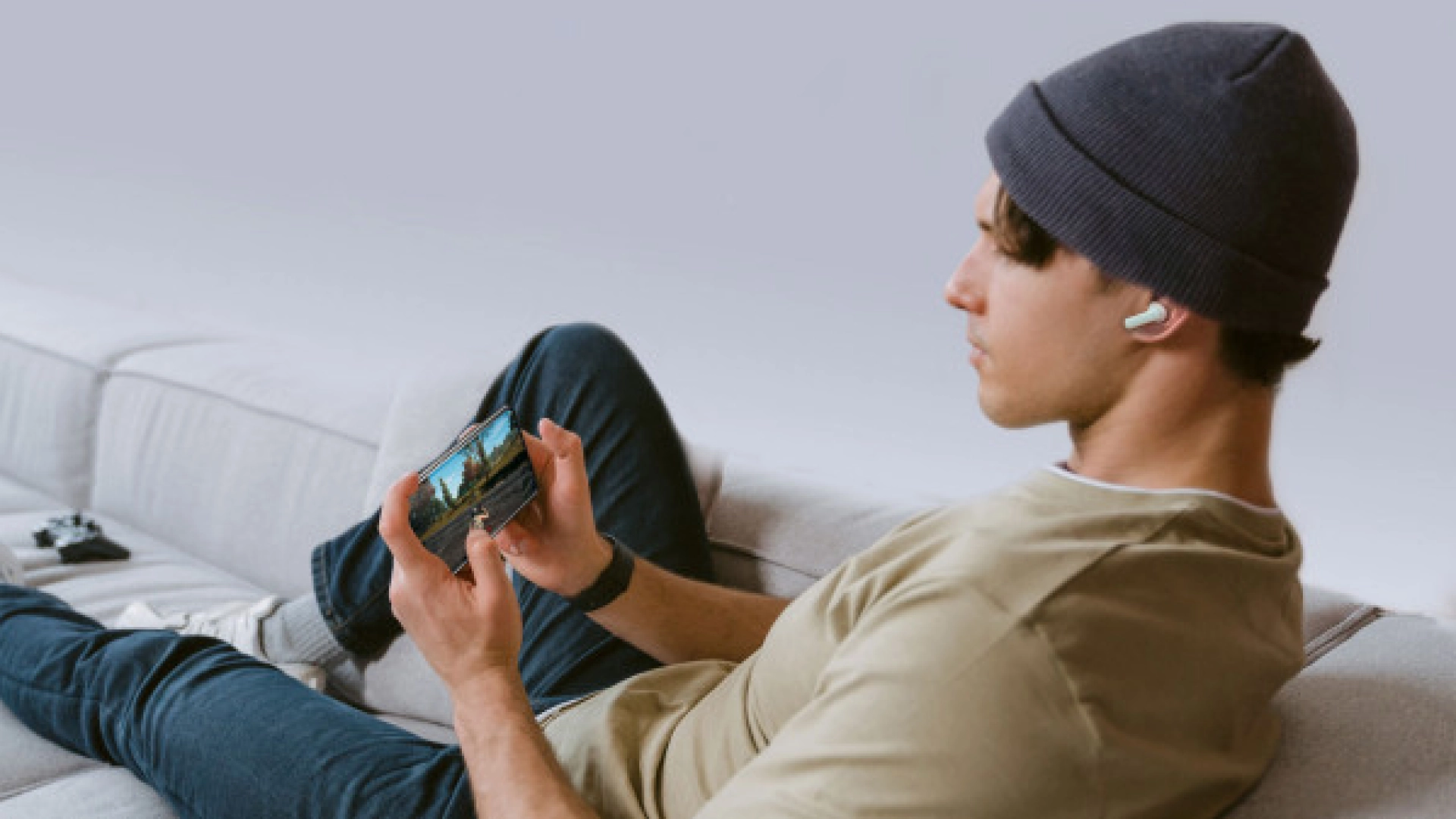 Meizu представила наушники-вкладыши с батареей на 25 часов