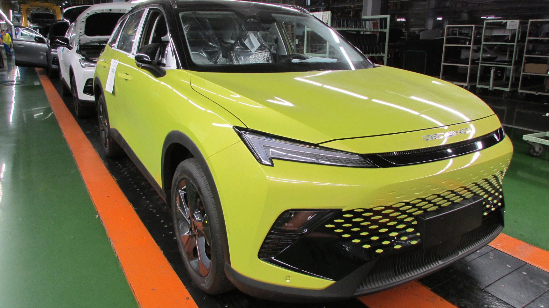 «Автотор» начал промышленное производство китайского кроссовера BAIC X55