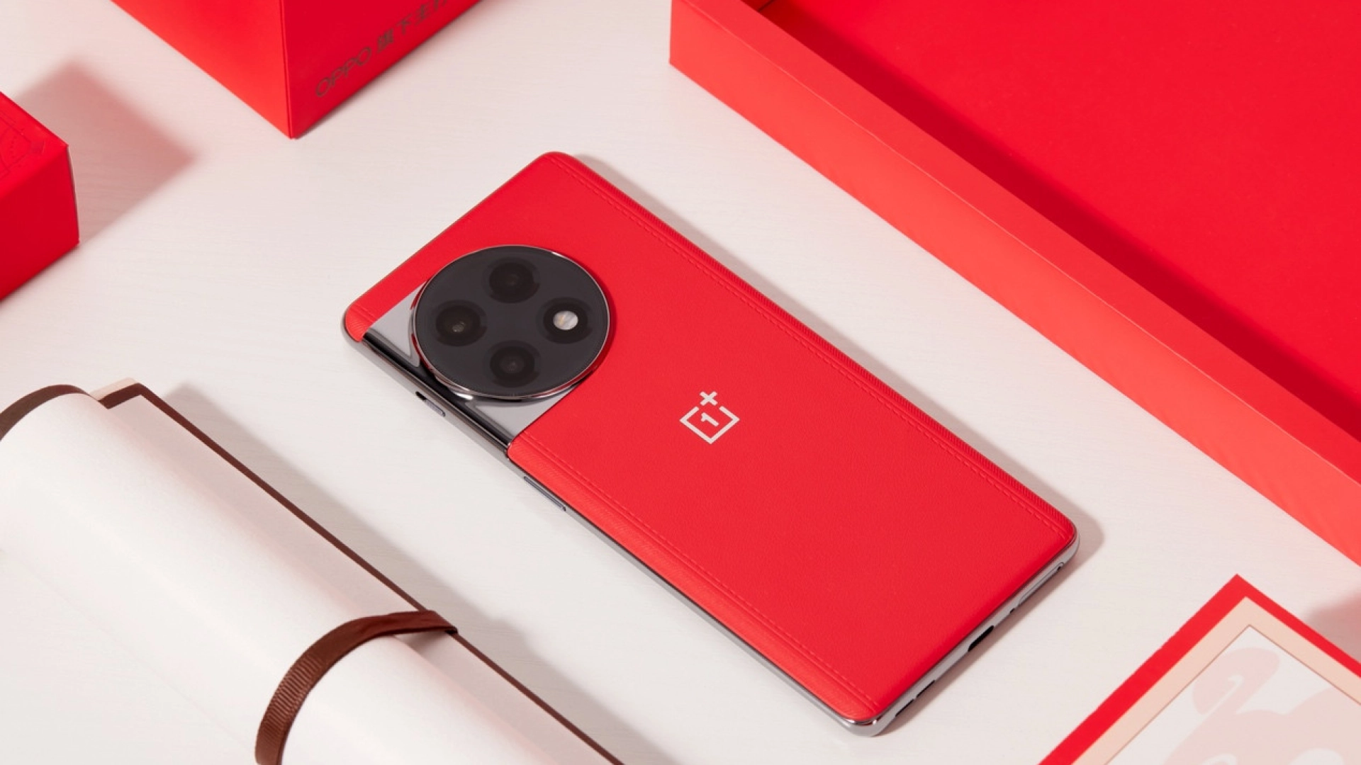 Представлен красный OnePlus Ace 2 Genshin Impact Limited Edition с 18 ГБ ОЗУ