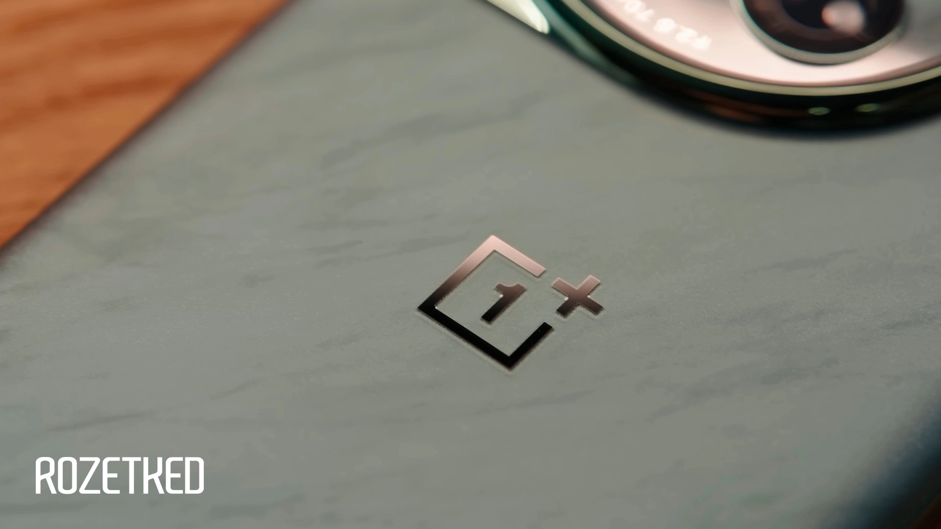 Источник: OnePlus 13 получит новый дизайн и Snapdragon 8 Gen 4