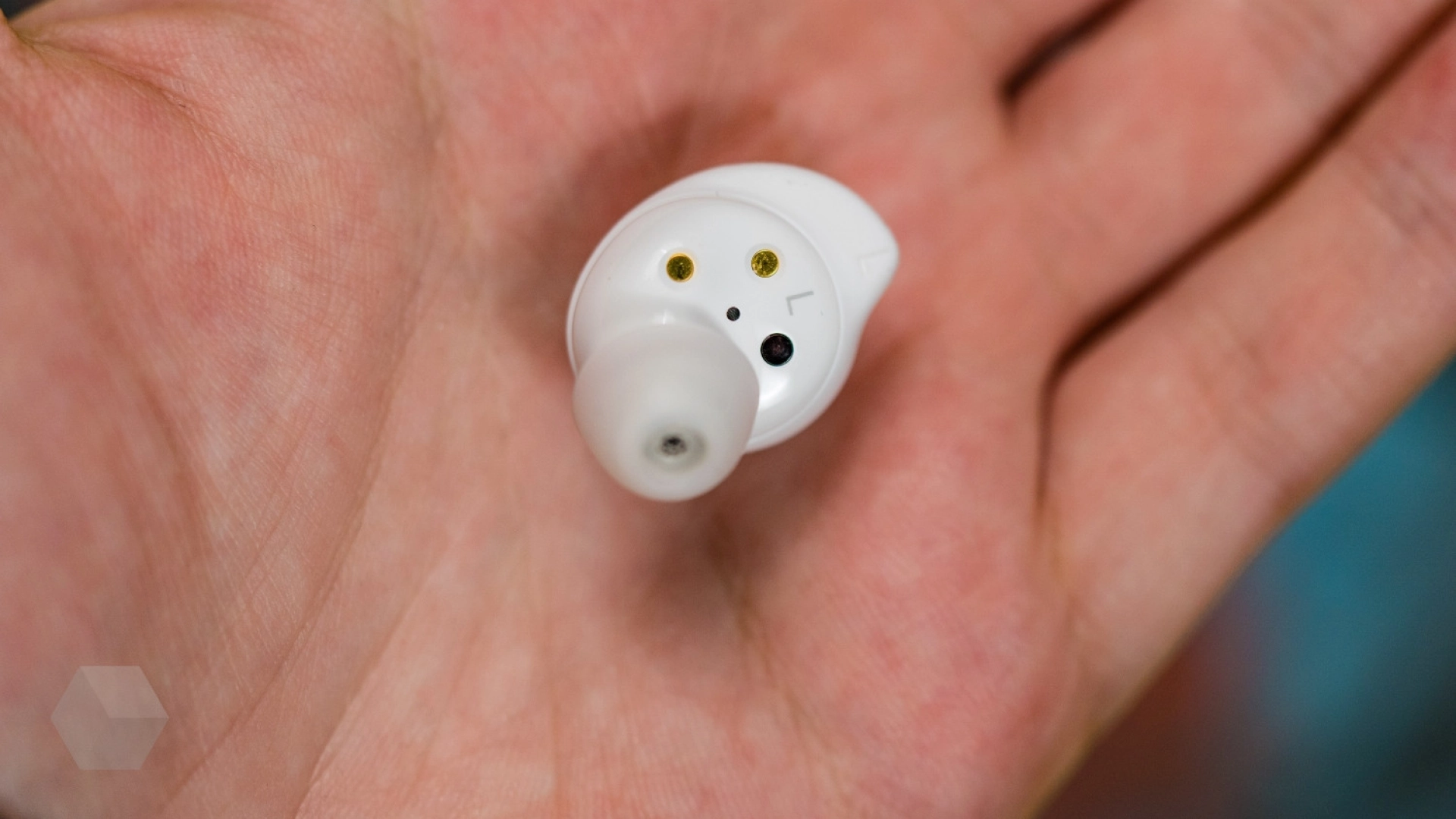 Утечка: подробности о наушниках Samsung Galaxy Buds FE и их дизайн