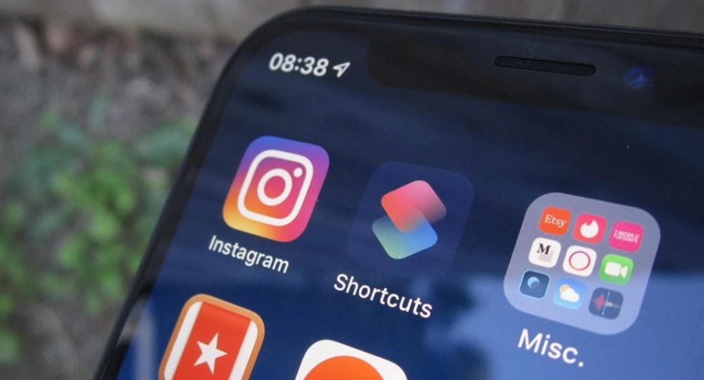 Instagram будет удалять аккаунты пользователей за оскорбления в личных сообщениях