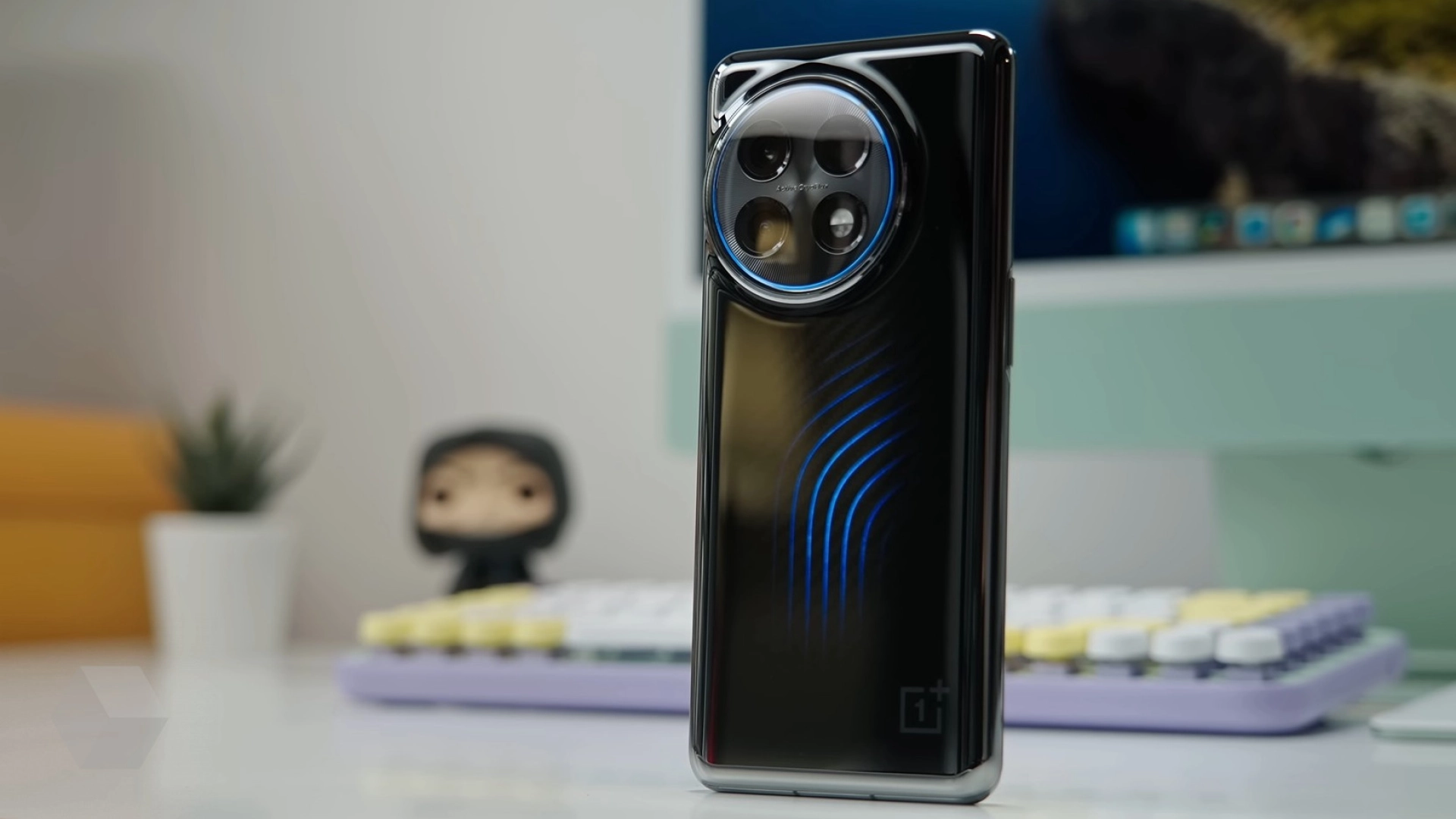 Источник раскрыл характеристики OnePlus 12