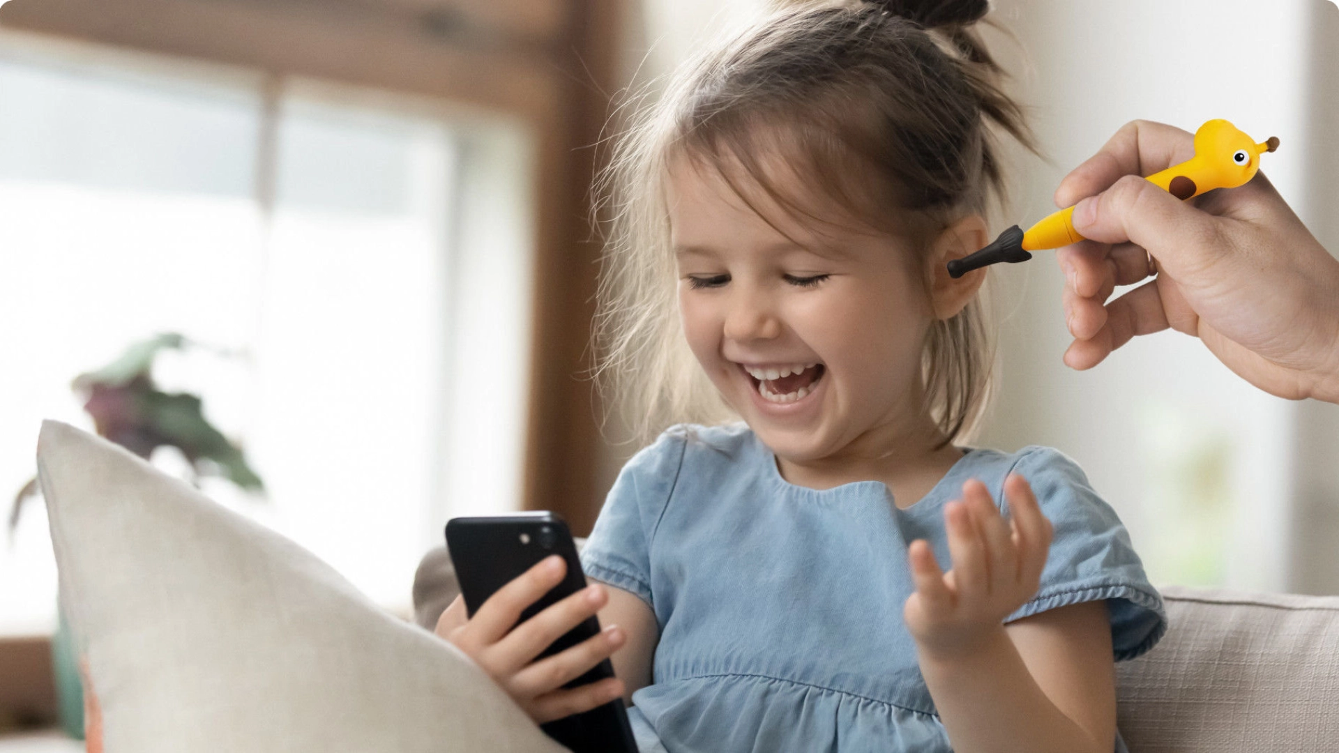 «Сбер» выпустил «Умную камеру здоровья» — устройство для домашнего осмотра ушей, горла и носа