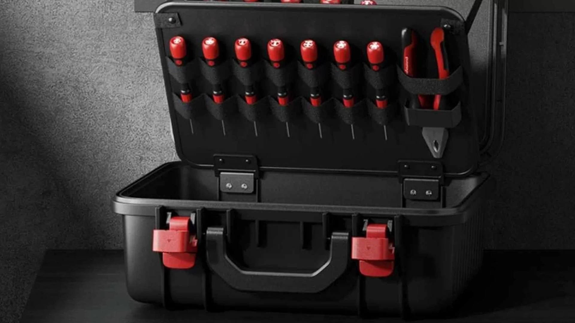 Xiaomi выпустила набор инструментов Mijia Wiha