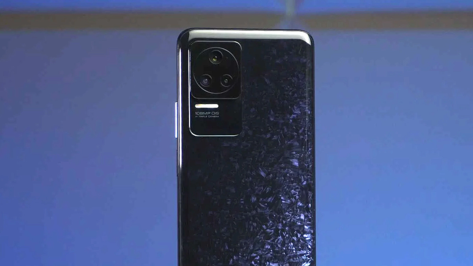 На видео показали отменённый смартфон Poco F4 Pro