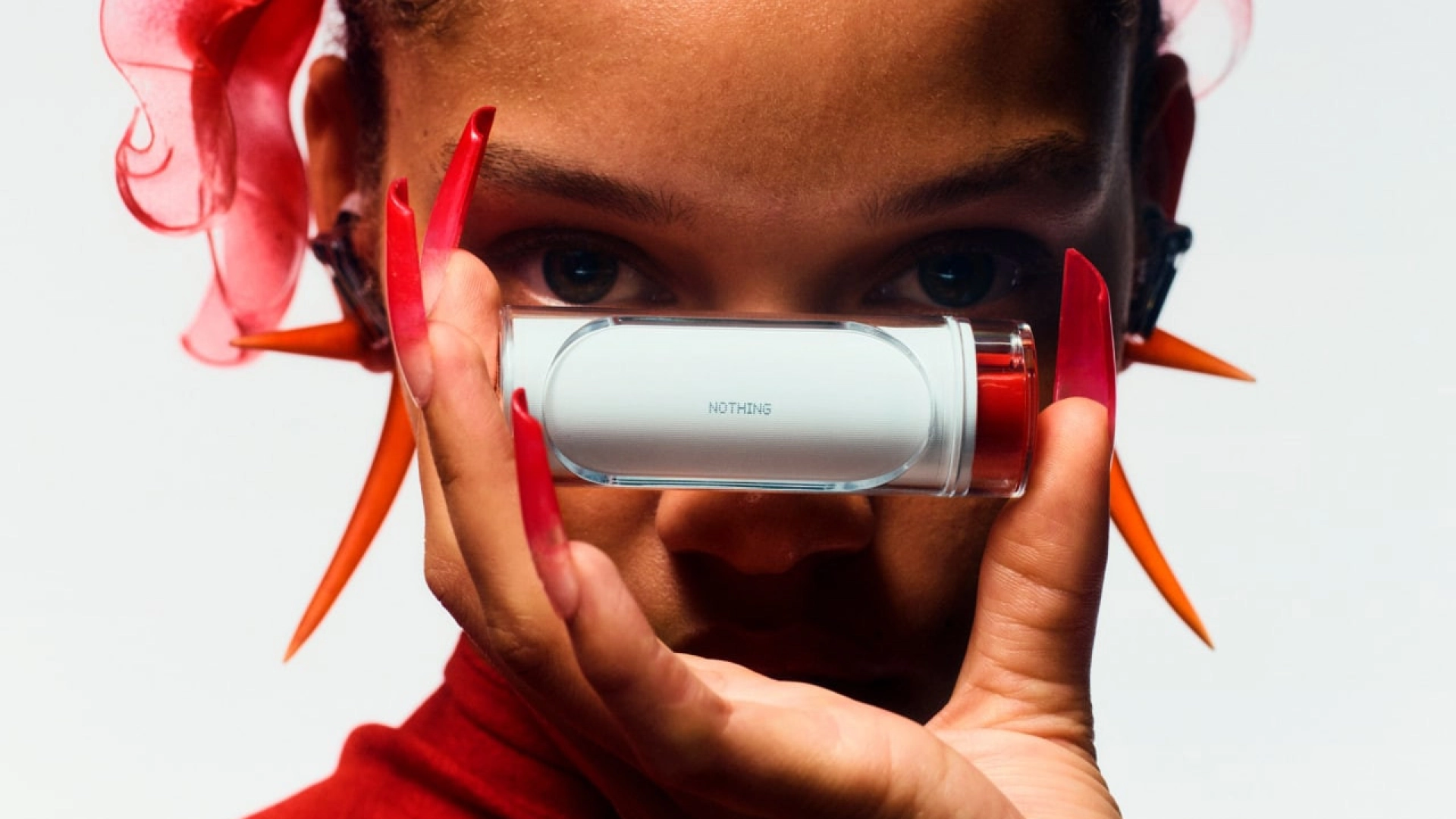 Nothing показала зарядный кейс своих новых наушников