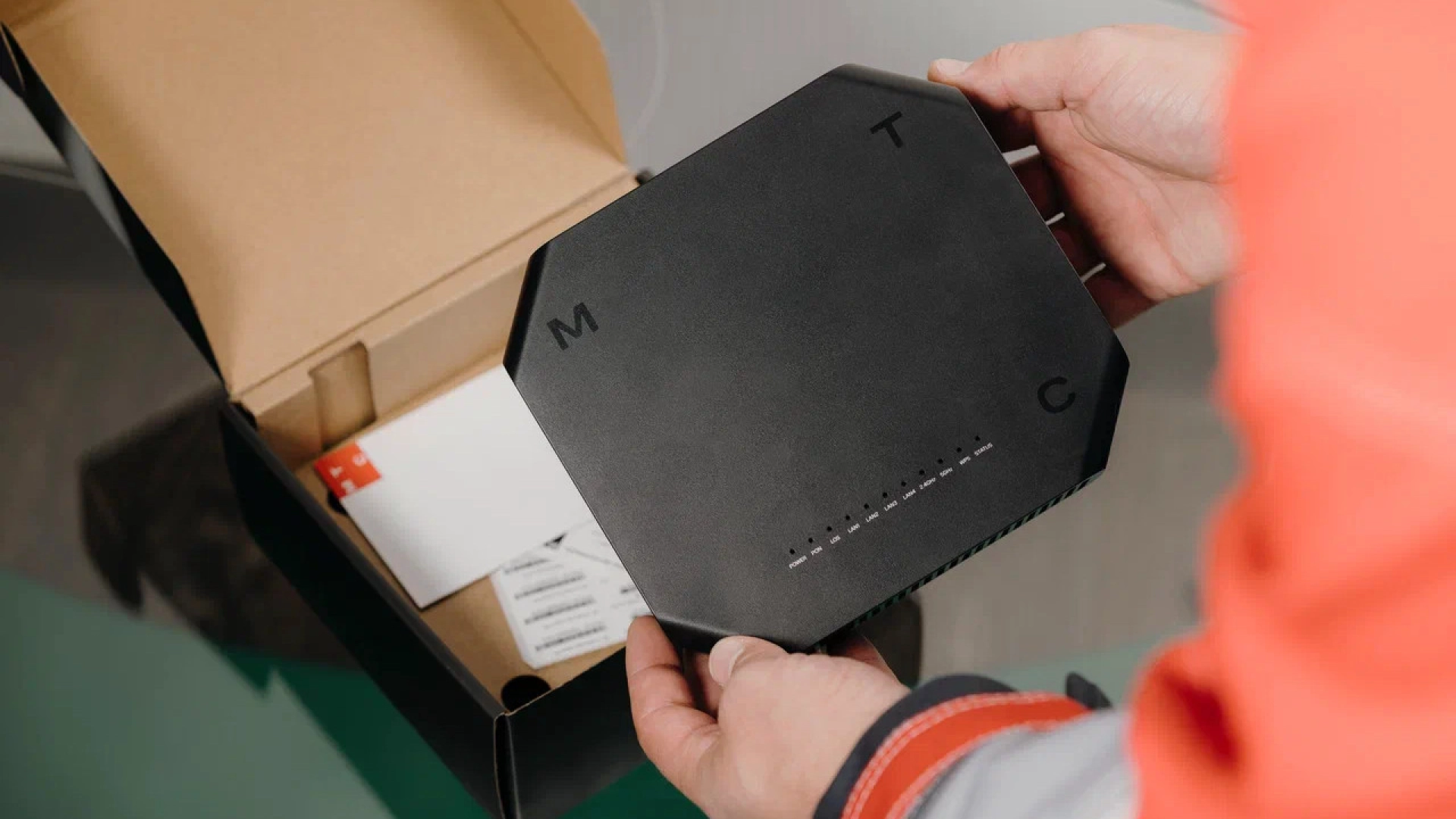 МТС разработала и запатентовала фирменный дизайн для домашнего роутера