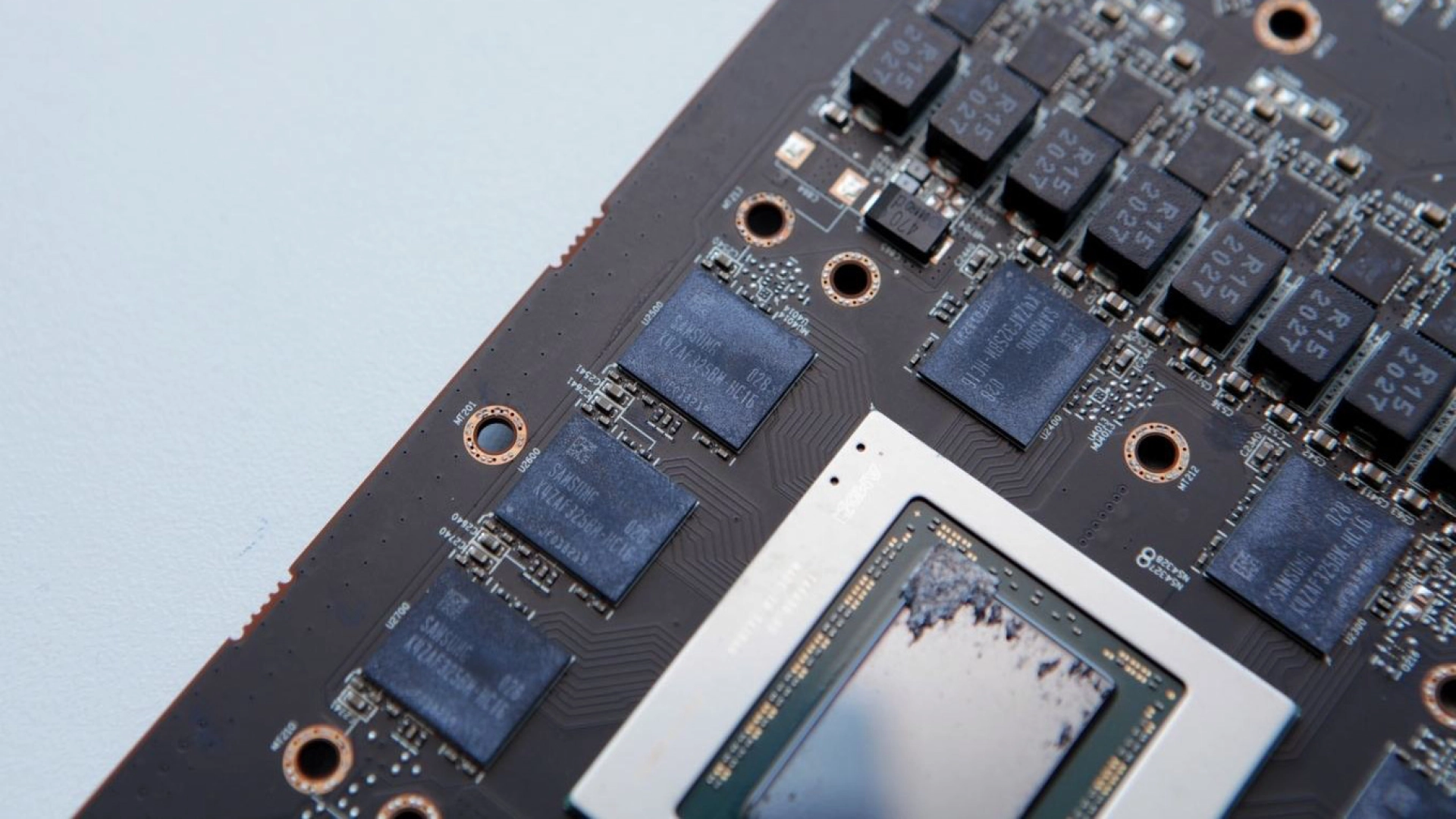 «Ъ»: в проекте развития российской микроэлектроники предлагают упростить доступ к грантам и субсидиям