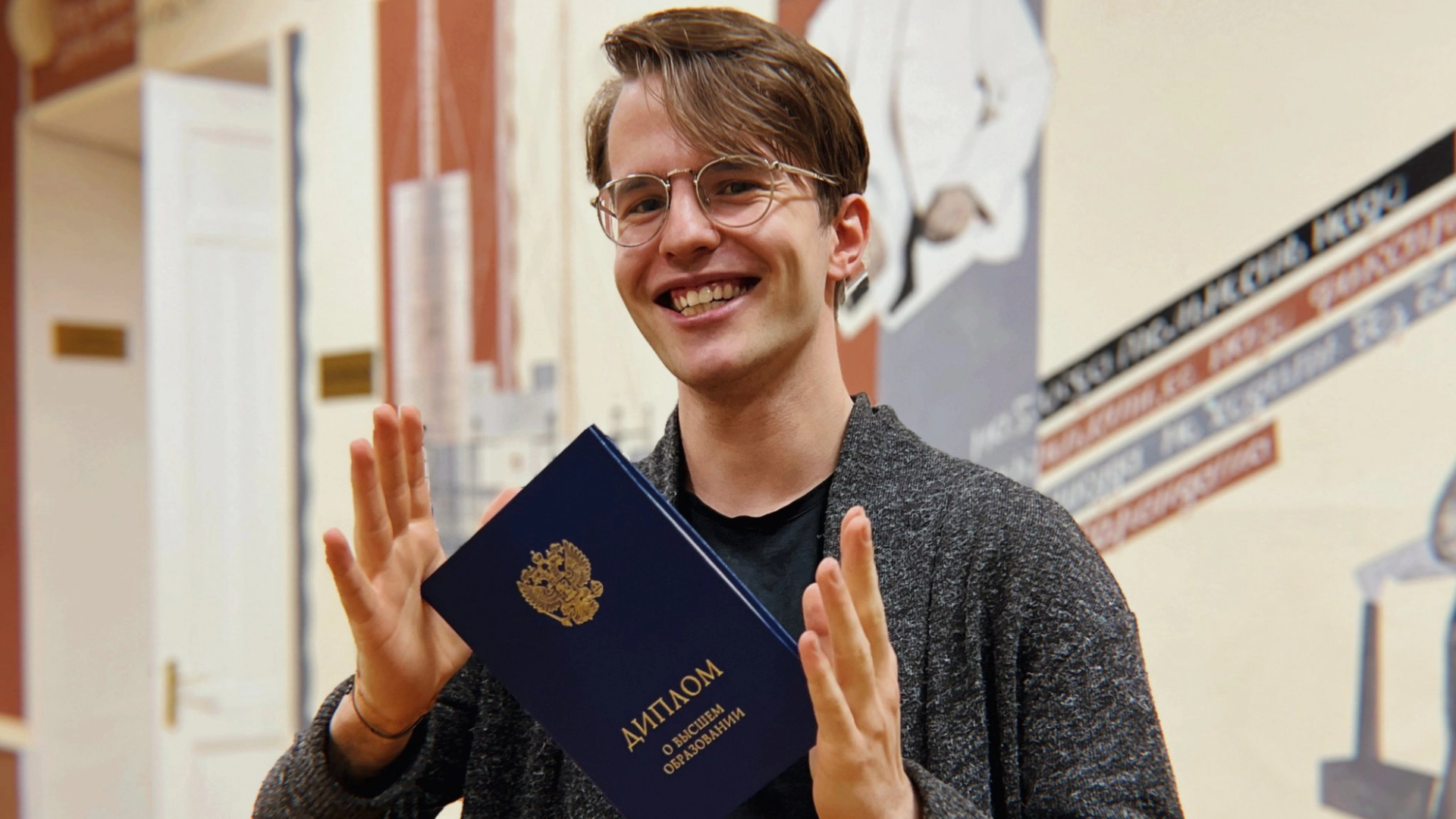 Студент, написавший диплом с помощью ChatGPT, всё-таки получил его