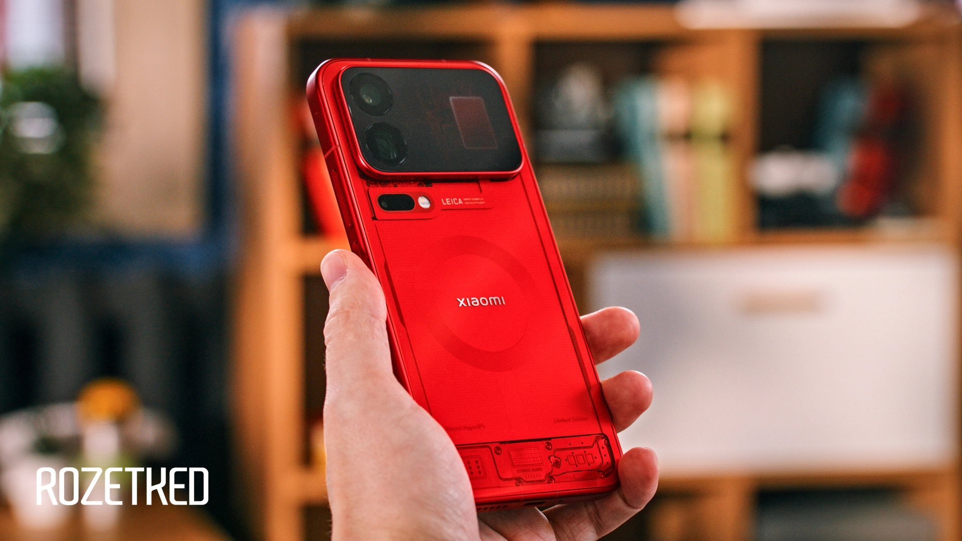 Обзор Xiaomi 18 Pro и 18 Pro Max. Два экрана, две камеры по 200 Мп и снова нагрев