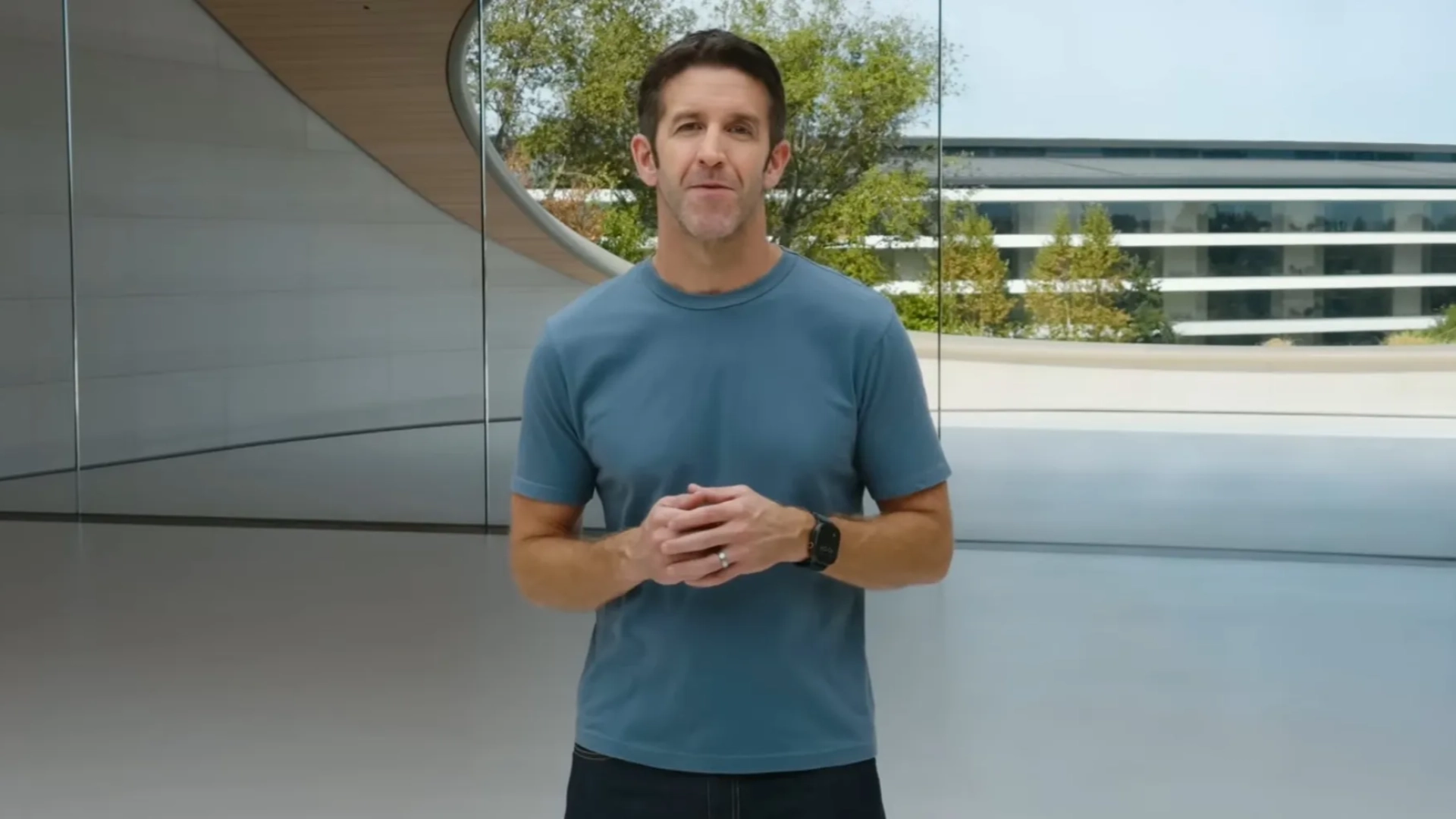 Джон Тернус — новый глава Apple: что мы о нём знаем?