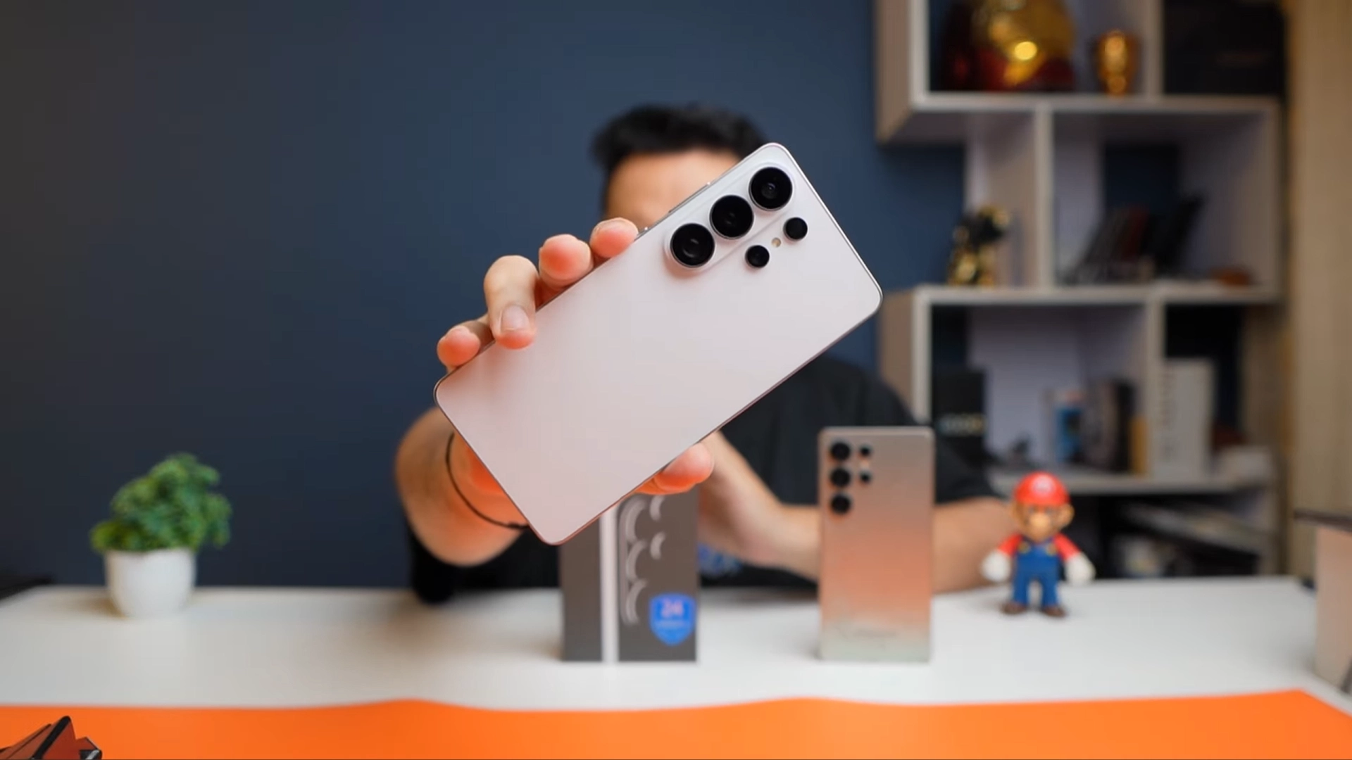 Блогер купил Galaxy S26 Ultra ещё до анонса