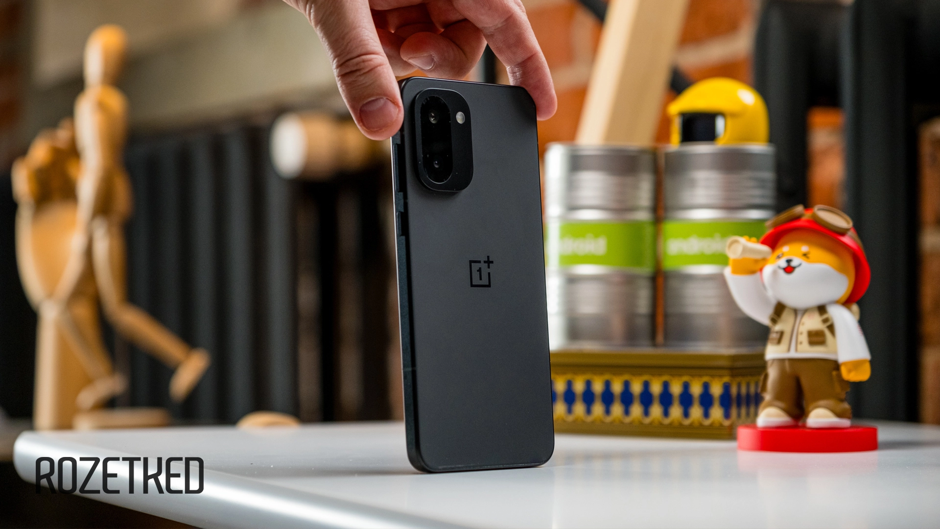 Обзор OnePlus 15R: субфлагман с характером