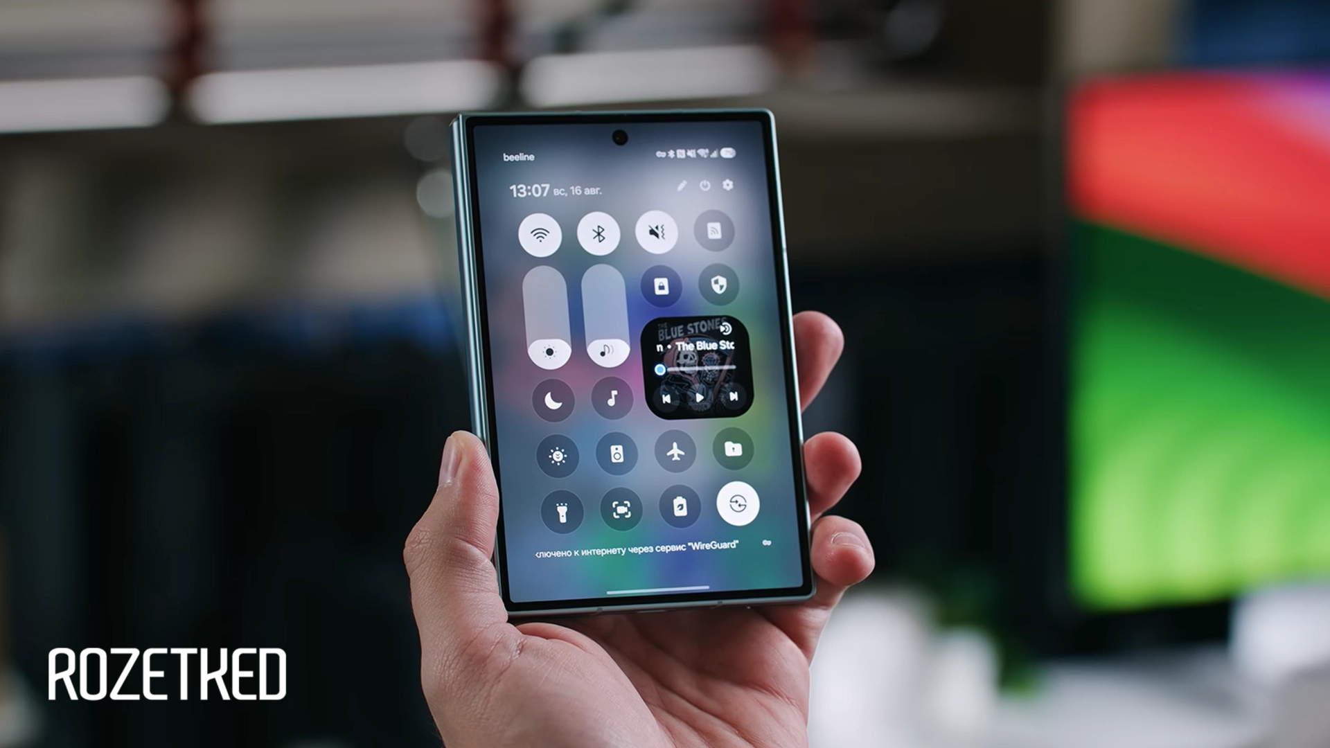 СМИ: Samsung перестала получать прибыль от продаж смартфонов — производство урезают на треть