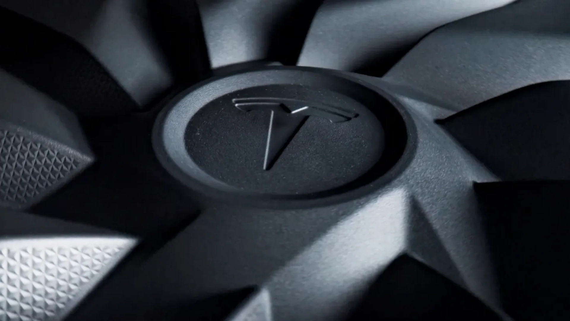 Tesla готовит презентацию нового продукта 7 октября