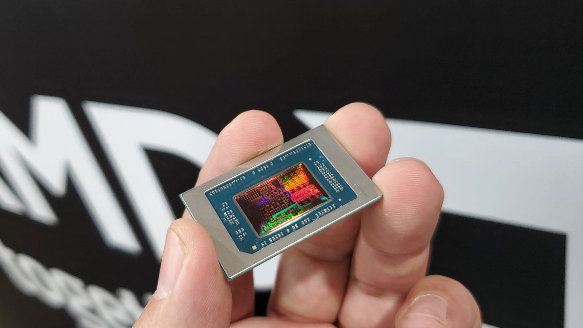 «Встройку» AMD Radeon 890M протестировали в Geekbench — быстрее RTX 3050