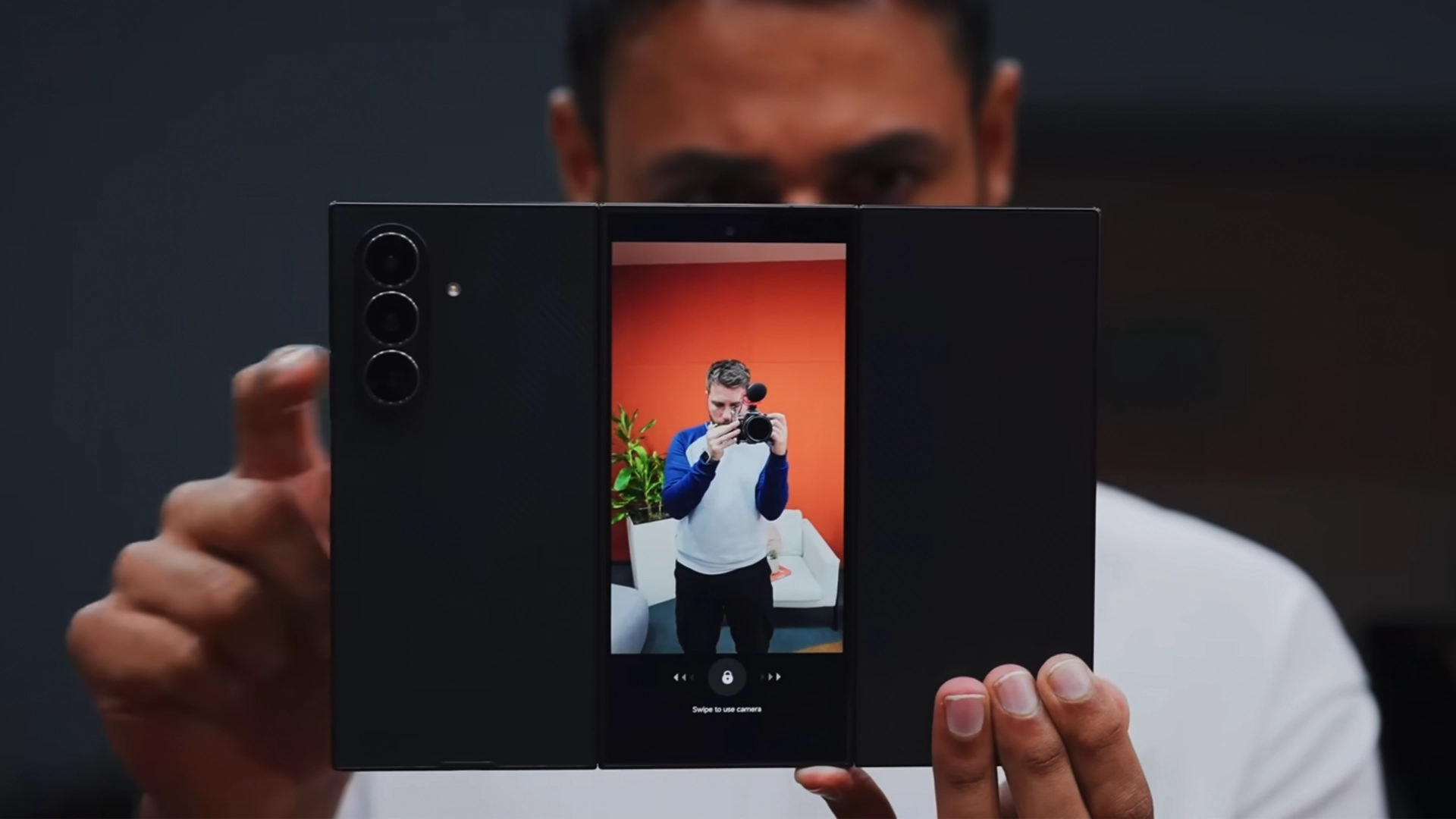 Samsung представила Galaxy Z TriFold — свою первую «трикладушку»