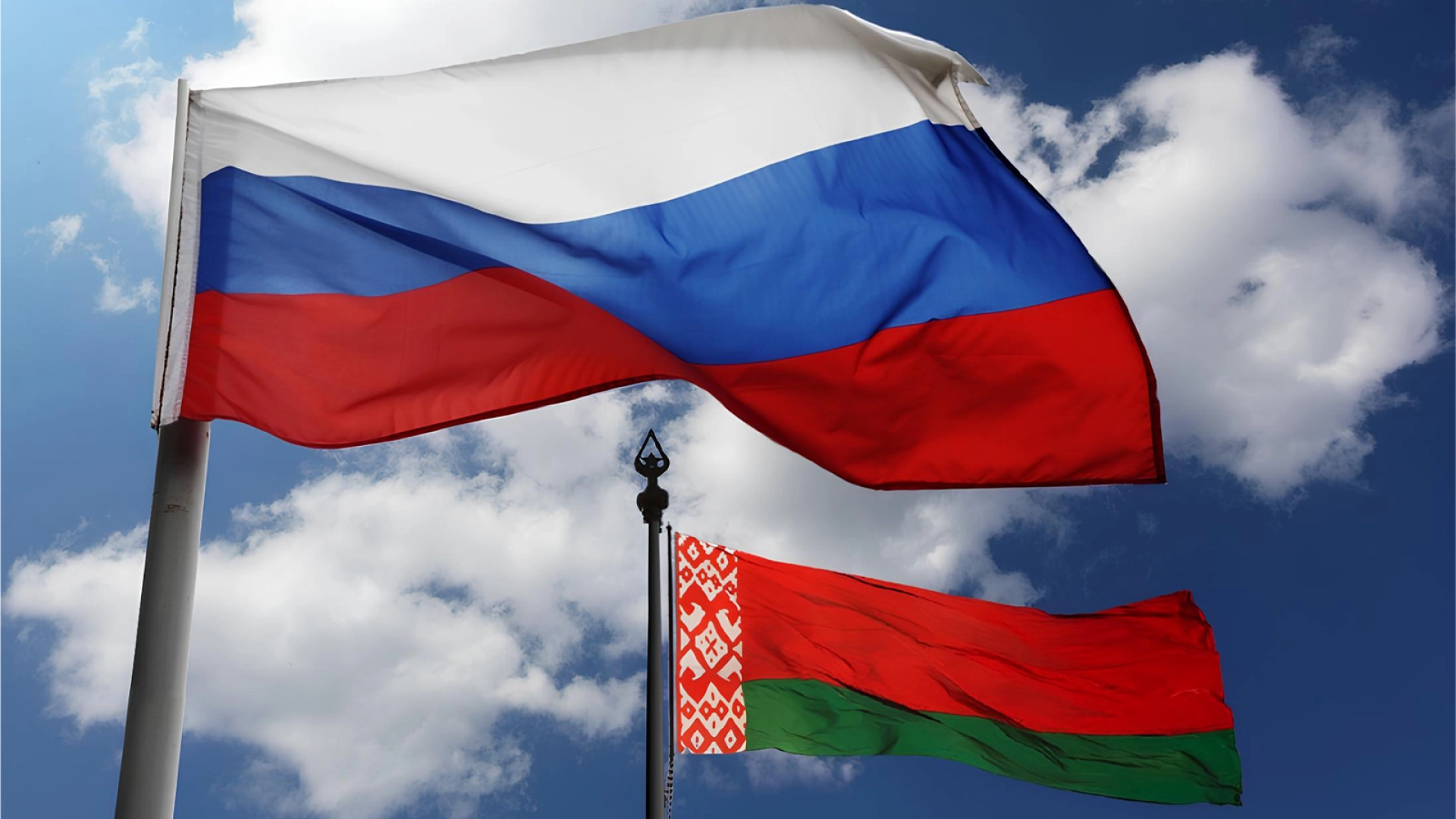 Россия и Беларусь отменили плату за роуминг между странами